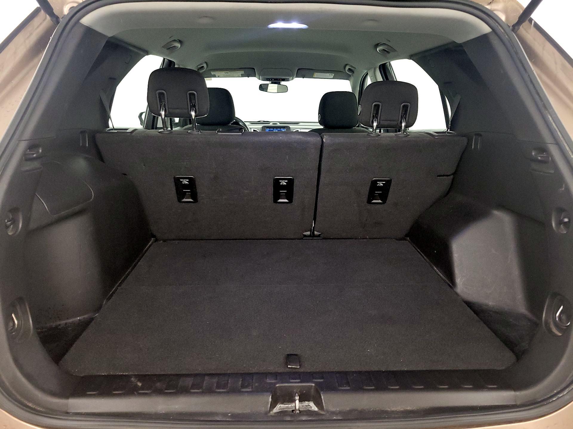 Thumbnail: 2019 Chevrolet Equinox - 20
