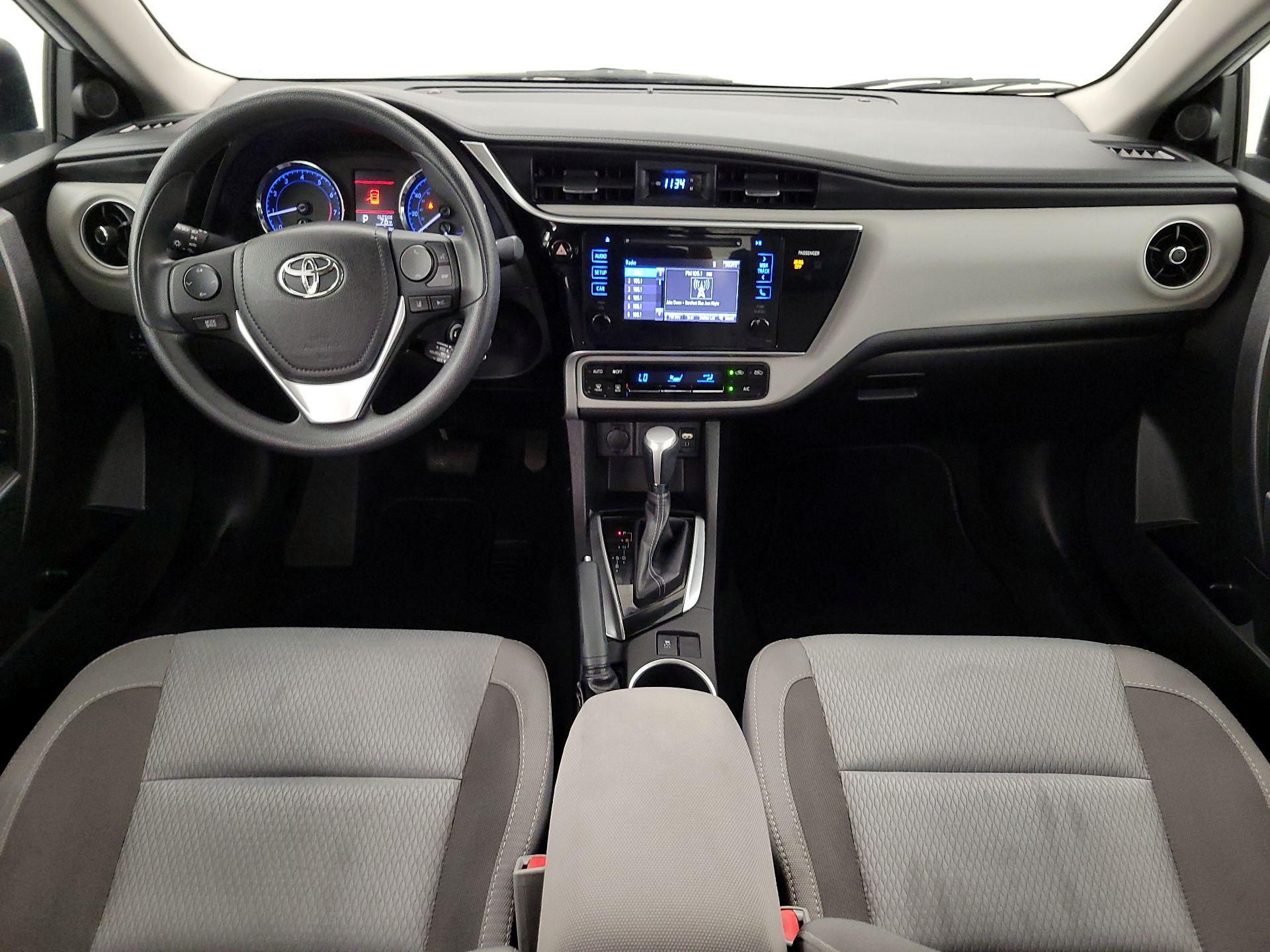 Thumbnail: 2017 Toyota Corolla - 9