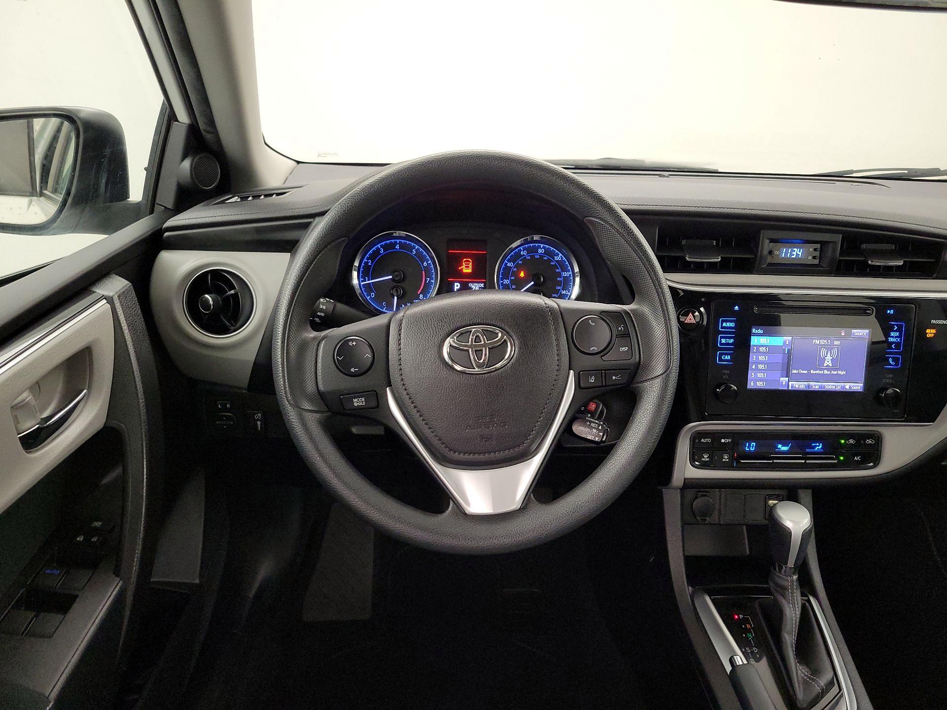 Thumbnail: 2017 Toyota Corolla - 10