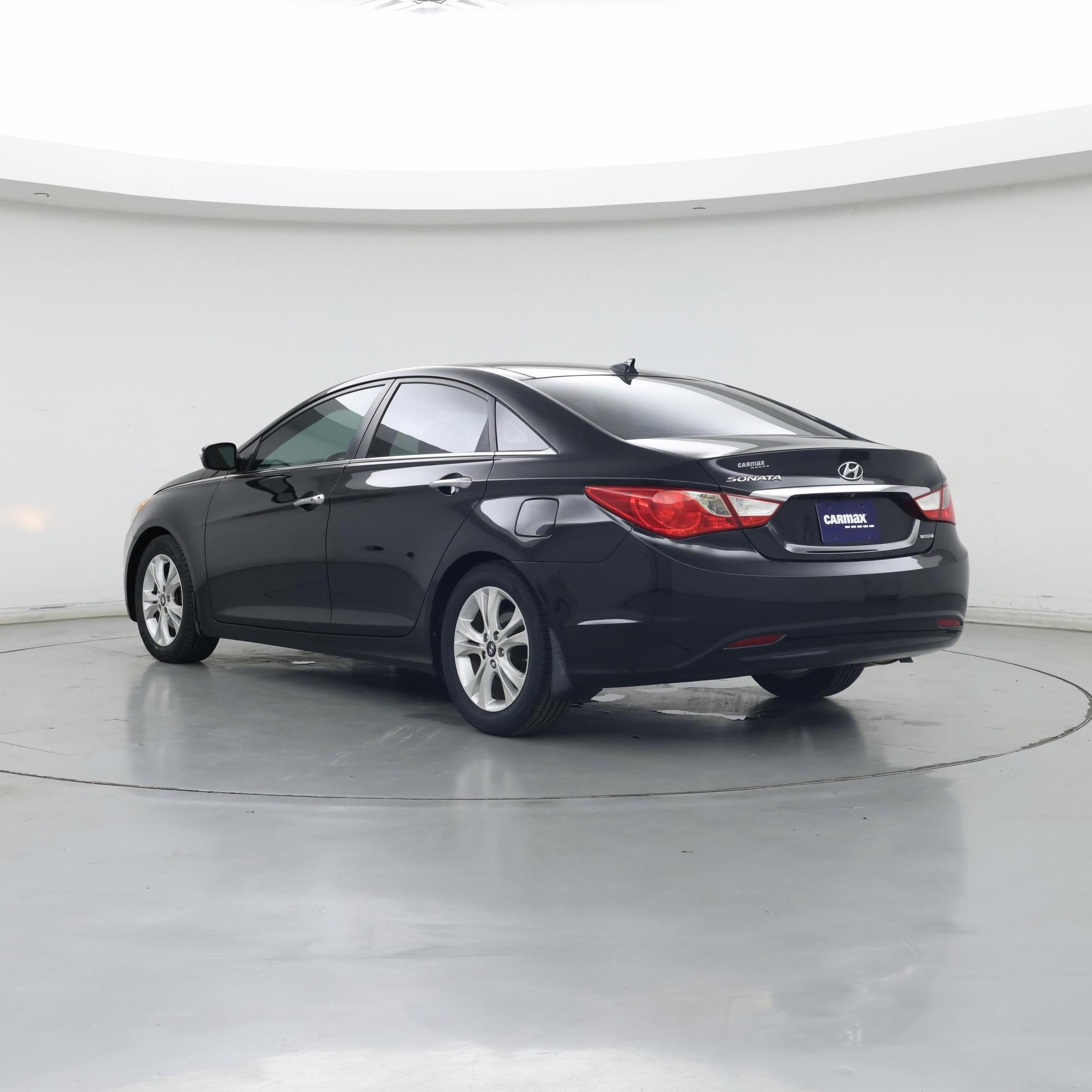 Thumbnail: 2013 Hyundai Sonata - 2