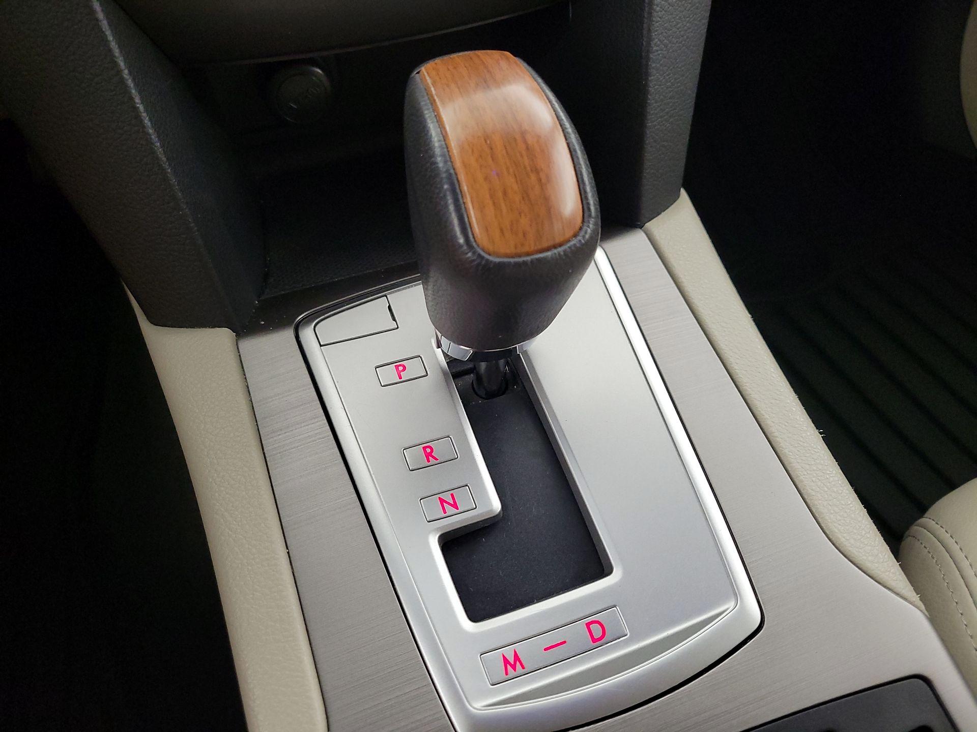 Thumbnail: 2014 Subaru Outback - 17