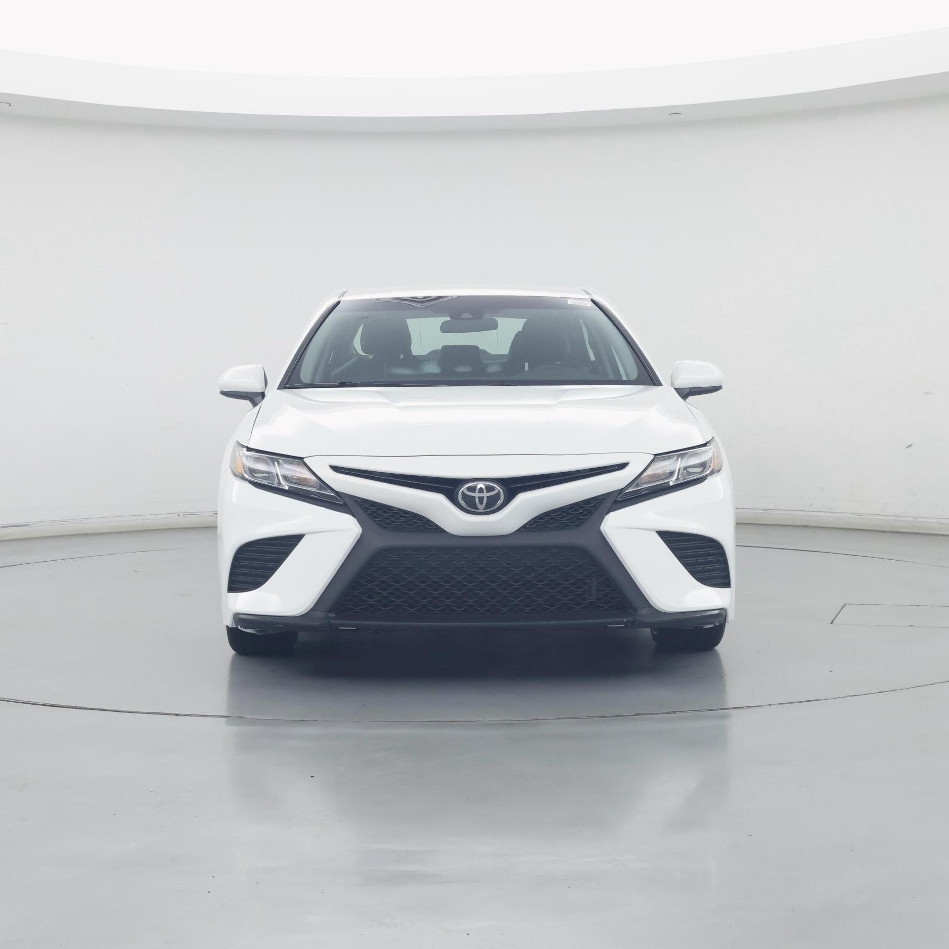 Thumbnail: 2019 Toyota Camry - 5