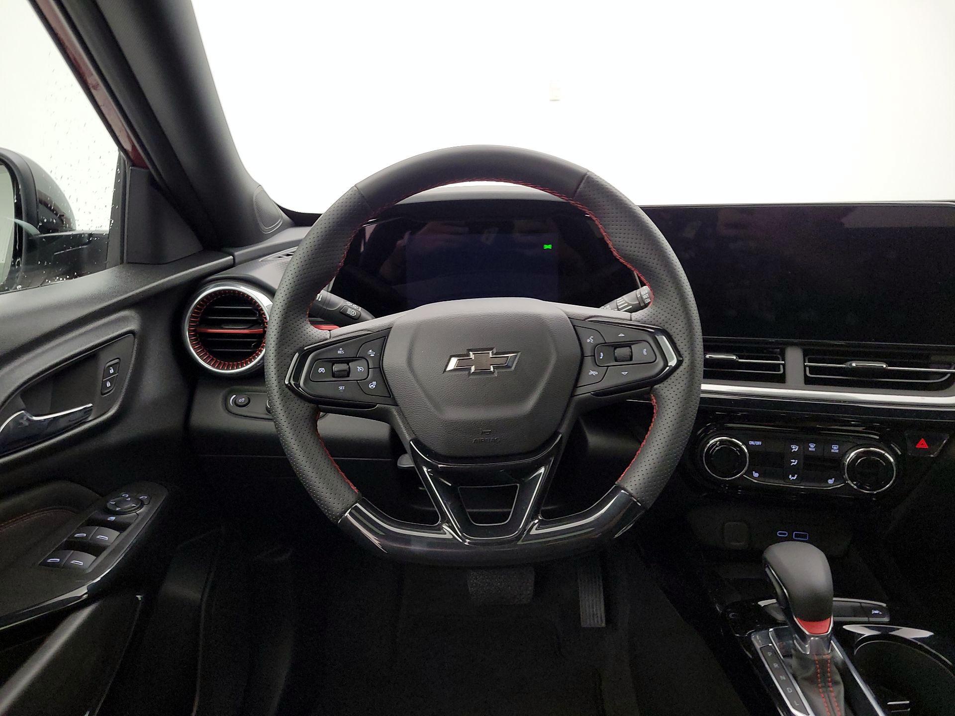 Thumbnail: 2024 Chevrolet Trax - 10