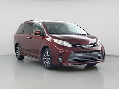 Red 2018 Toyota Sienna XLE Premium