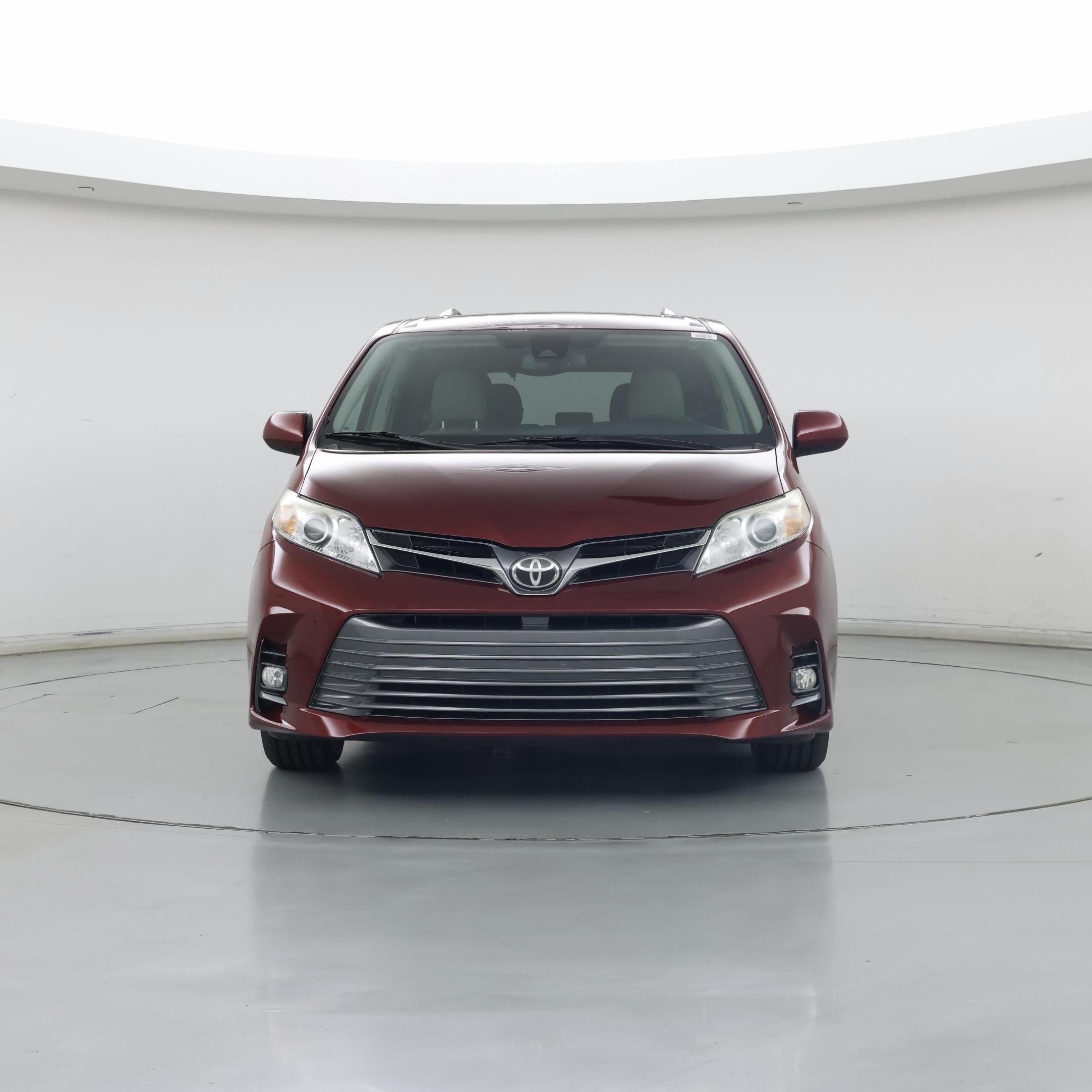 Thumbnail: 2018 Toyota Sienna - 5