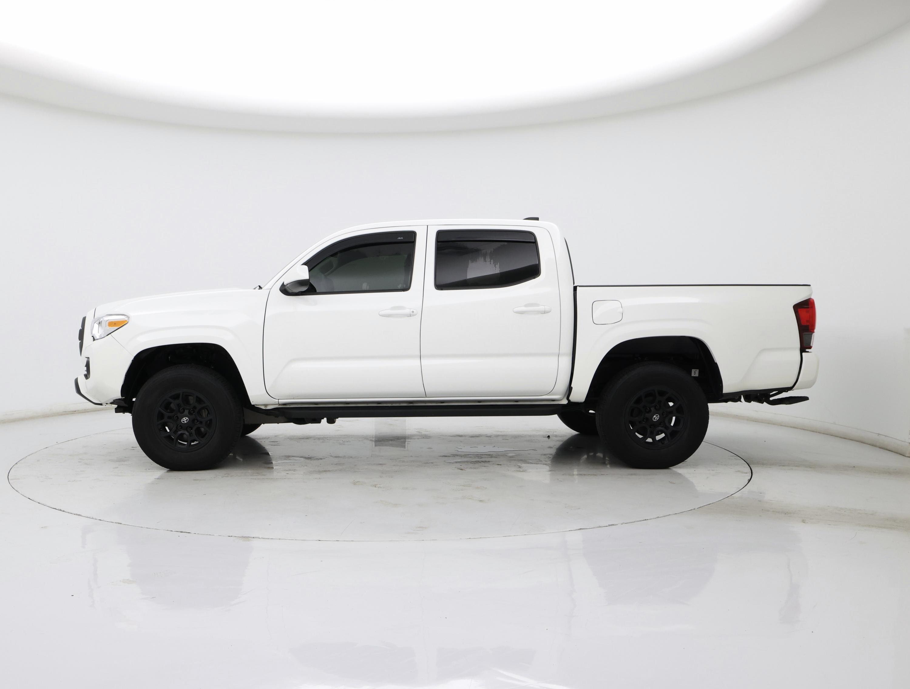 Thumbnail: 2023 Toyota Tacoma - 3