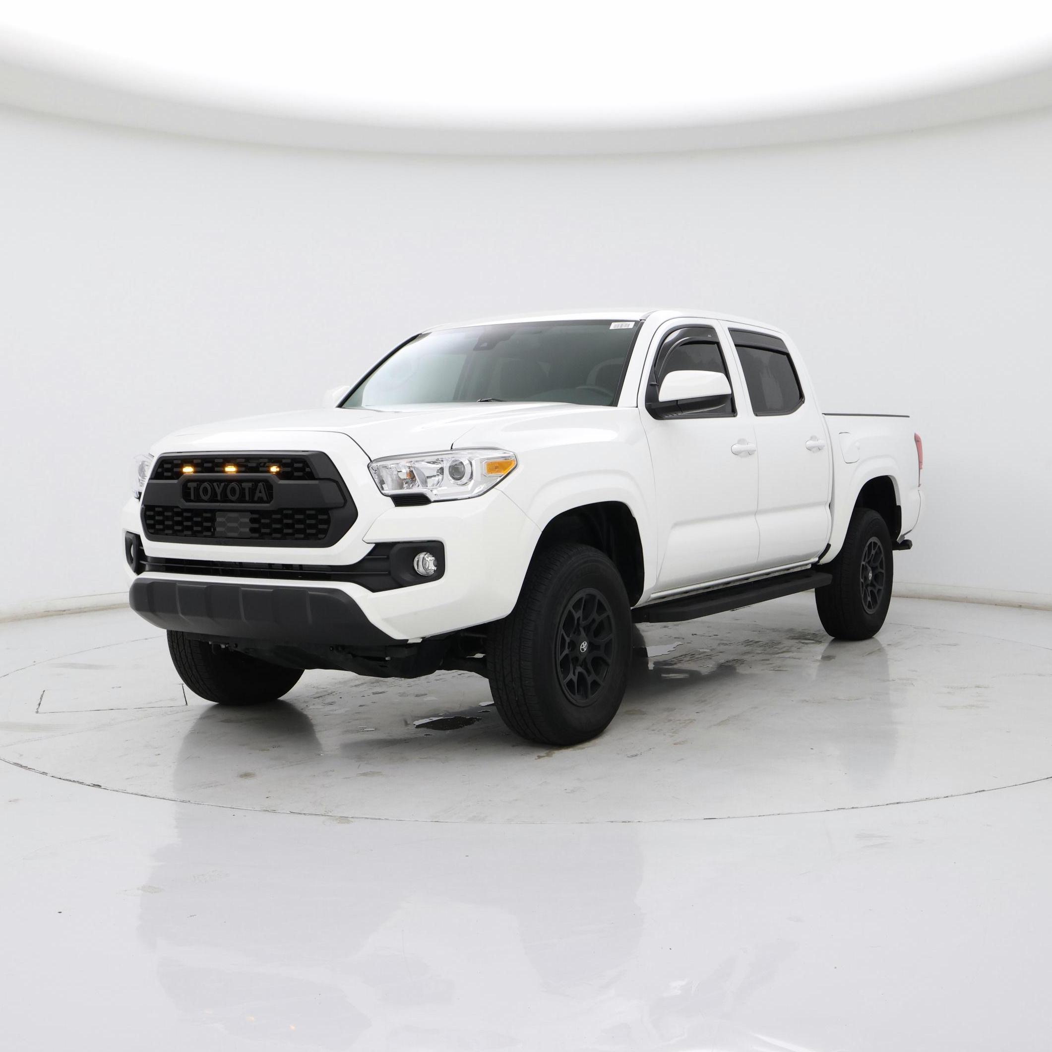 Thumbnail: 2023 Toyota Tacoma - 4