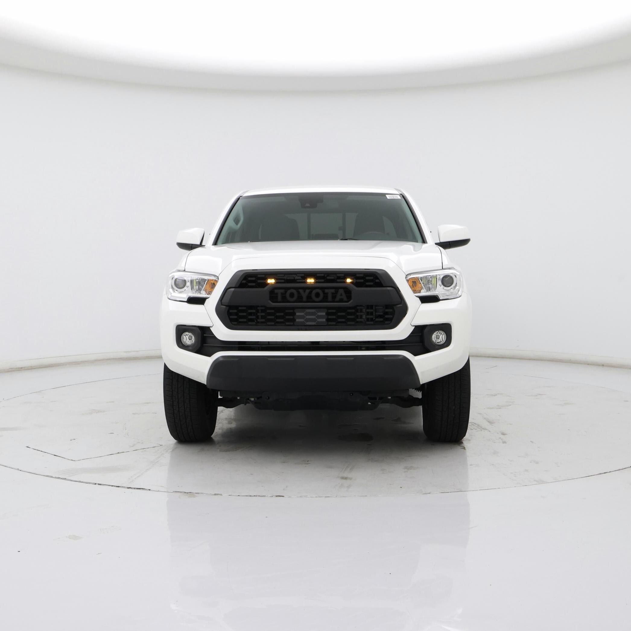 Thumbnail: 2023 Toyota Tacoma - 5