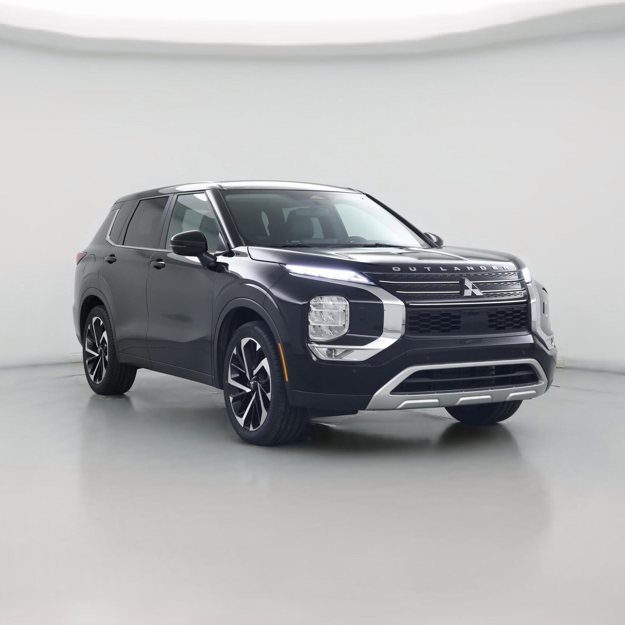 Thumbnail: 2023 Mitsubishi Outlander - 1