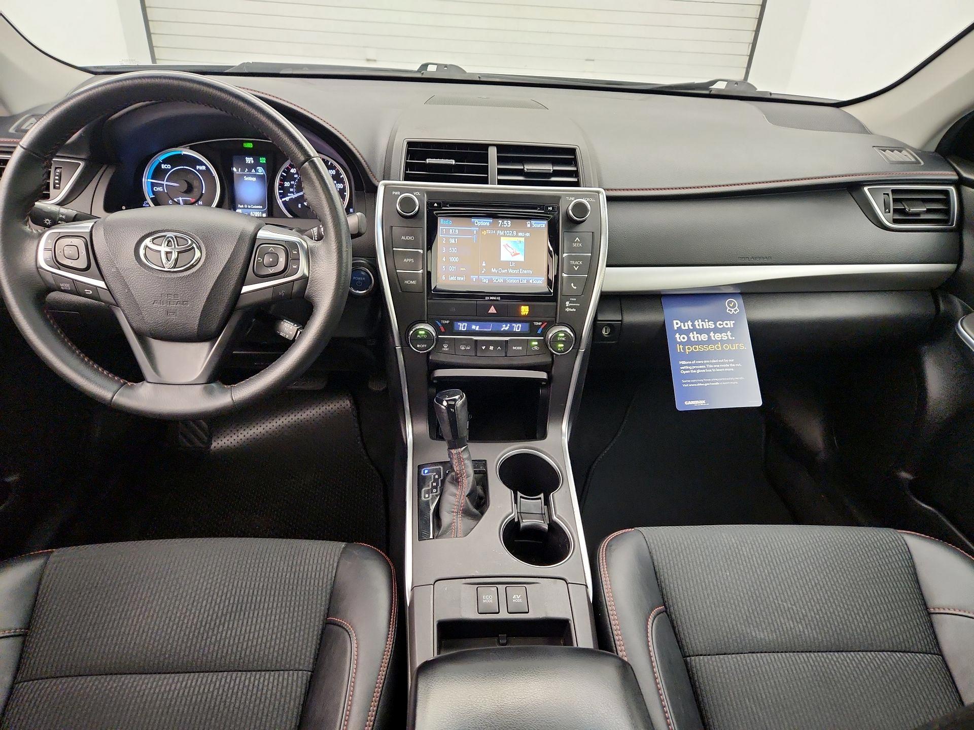 Thumbnail: 2017 Toyota Camry - 9