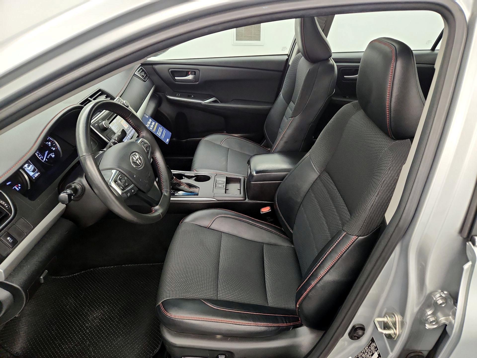 Thumbnail: 2017 Toyota Camry - 11