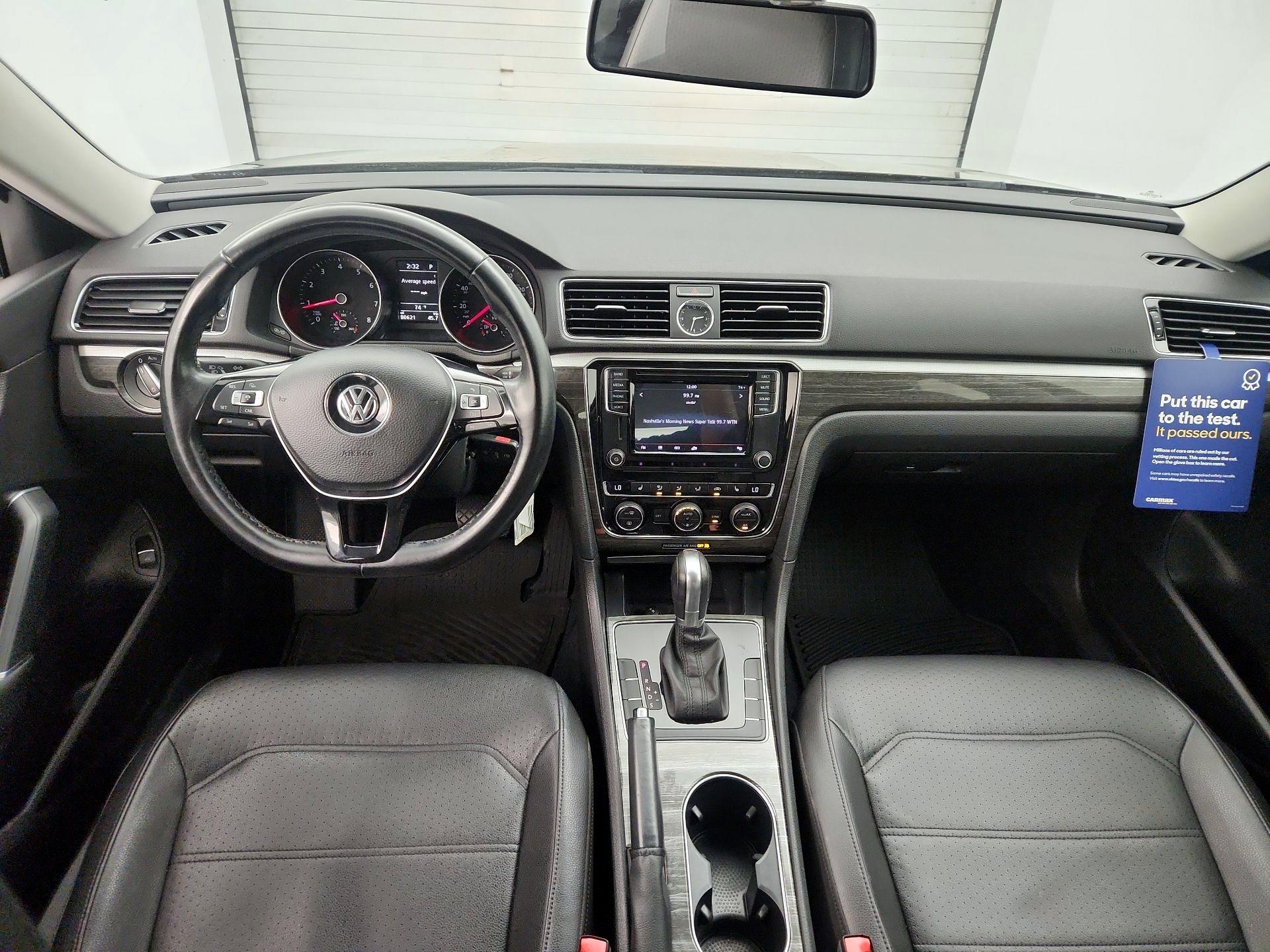 Thumbnail: 2016 Volkswagen Passat - 9