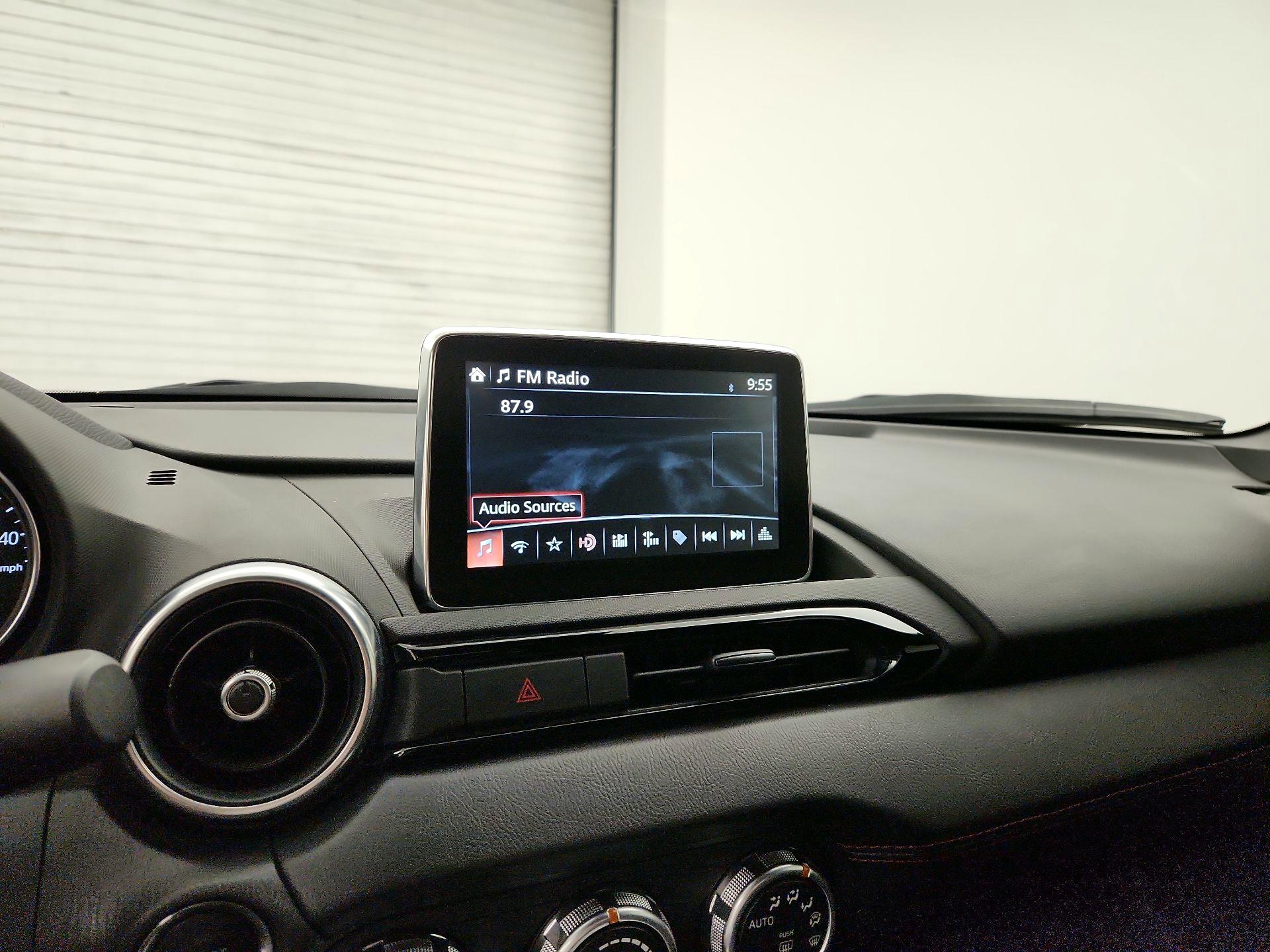 Thumbnail: 2016 Mazda MX-5 Miata - 15
