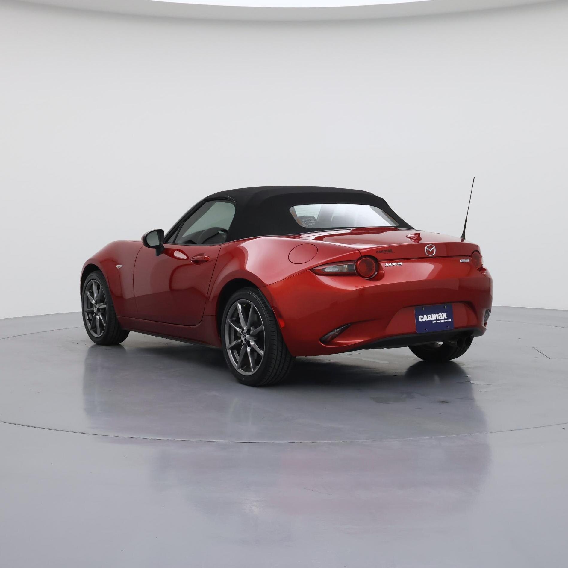 Thumbnail: 2016 Mazda MX-5 Miata - 2