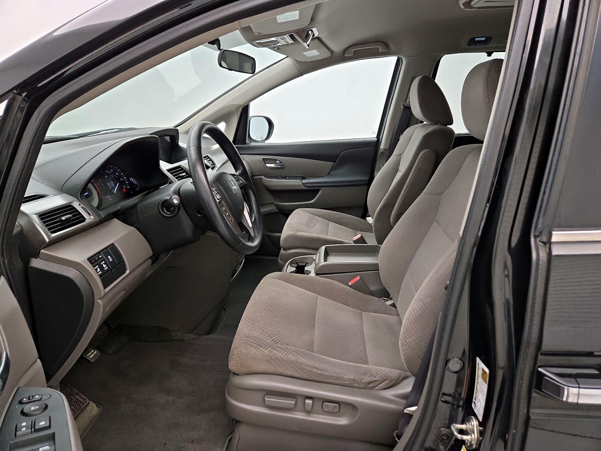 Thumbnail: 2016 Honda Odyssey - 11