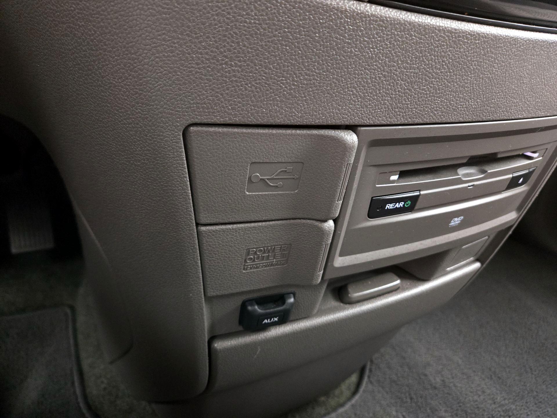 Thumbnail: 2016 Honda Odyssey - 18