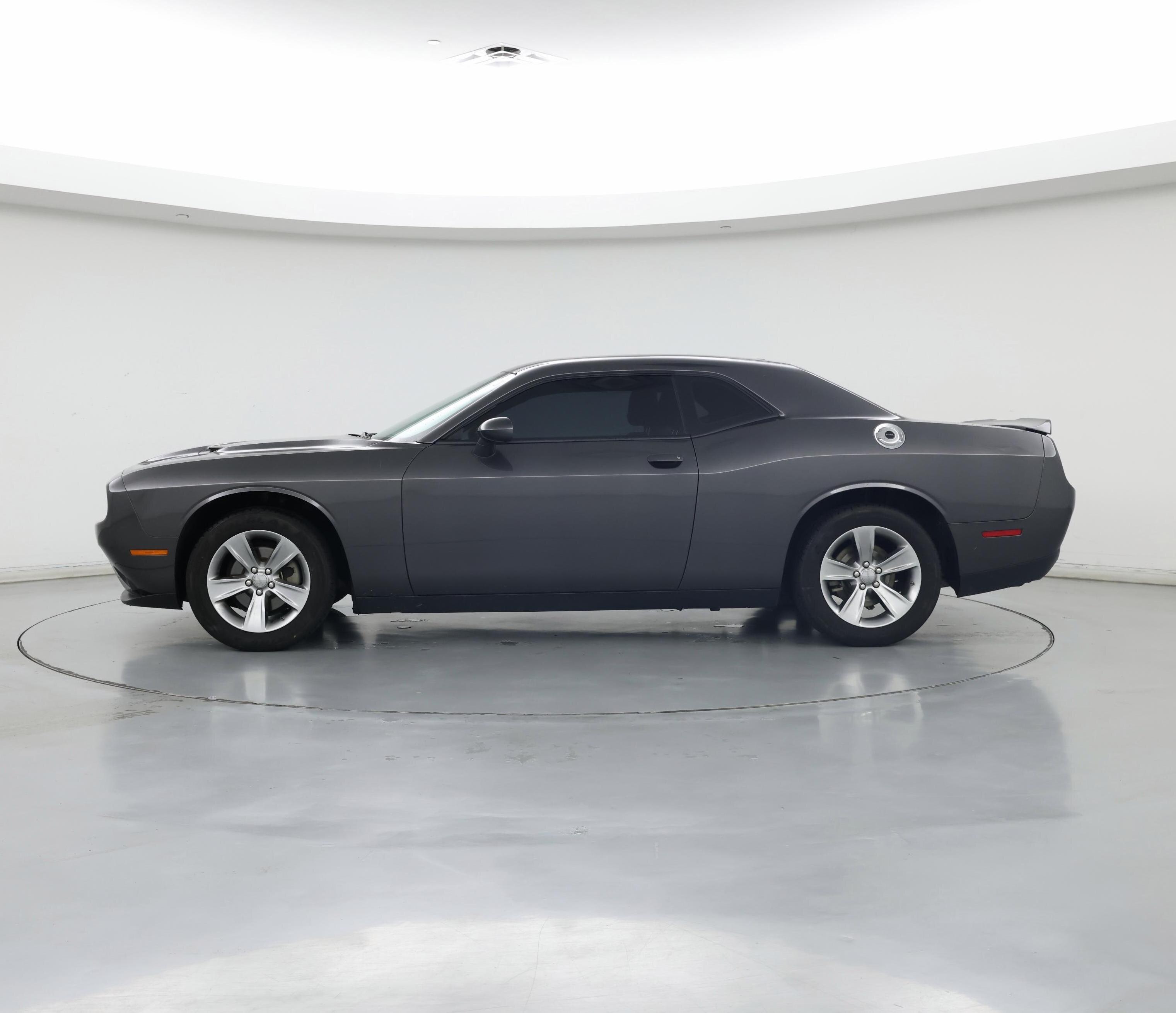 Thumbnail: 2022 Dodge Challenger - 3