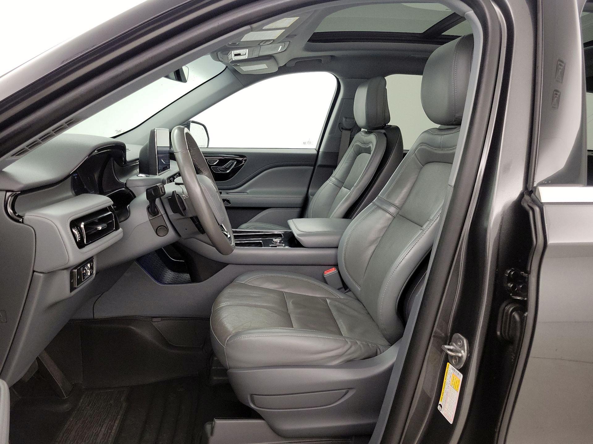 Thumbnail: 2020 Lincoln Aviator - 11