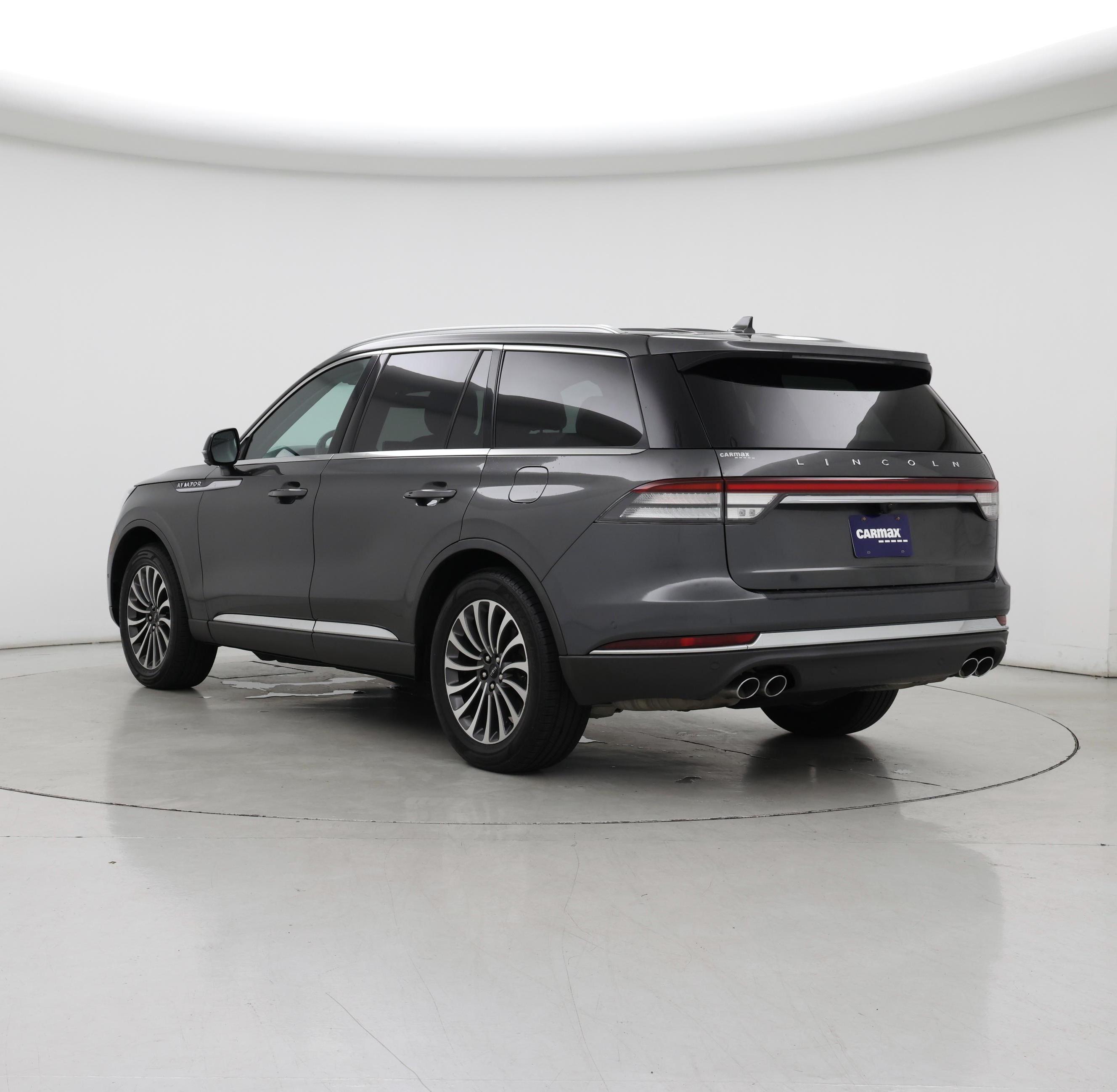 Thumbnail: 2020 Lincoln Aviator - 2