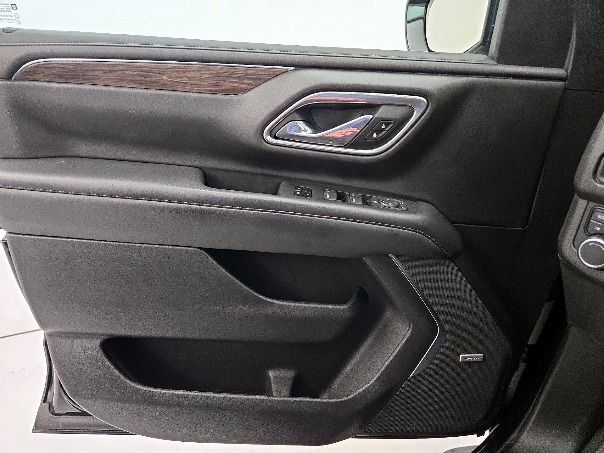 Thumbnail: 2021 Chevrolet Tahoe - 12