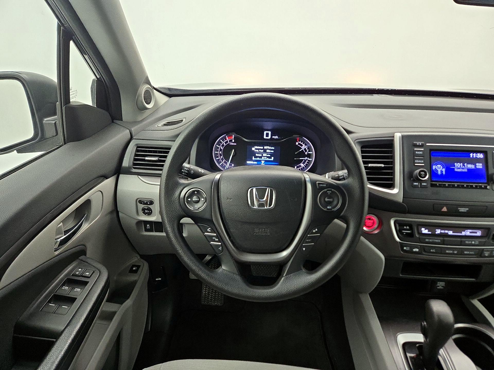 Thumbnail: 2016 Honda Pilot - 10