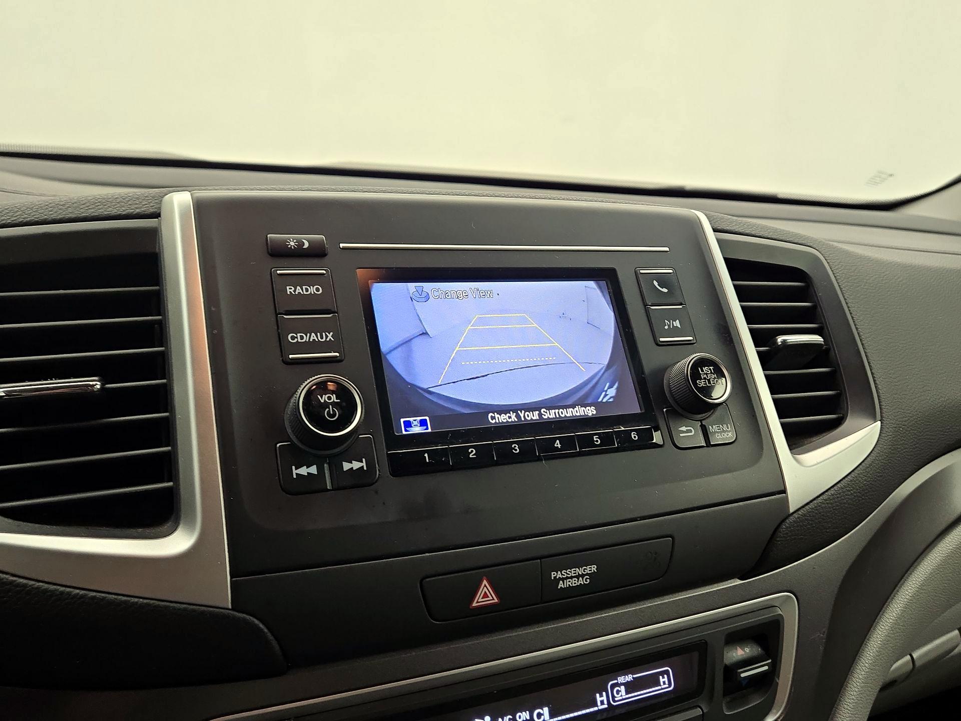 Thumbnail: 2016 Honda Pilot - 14