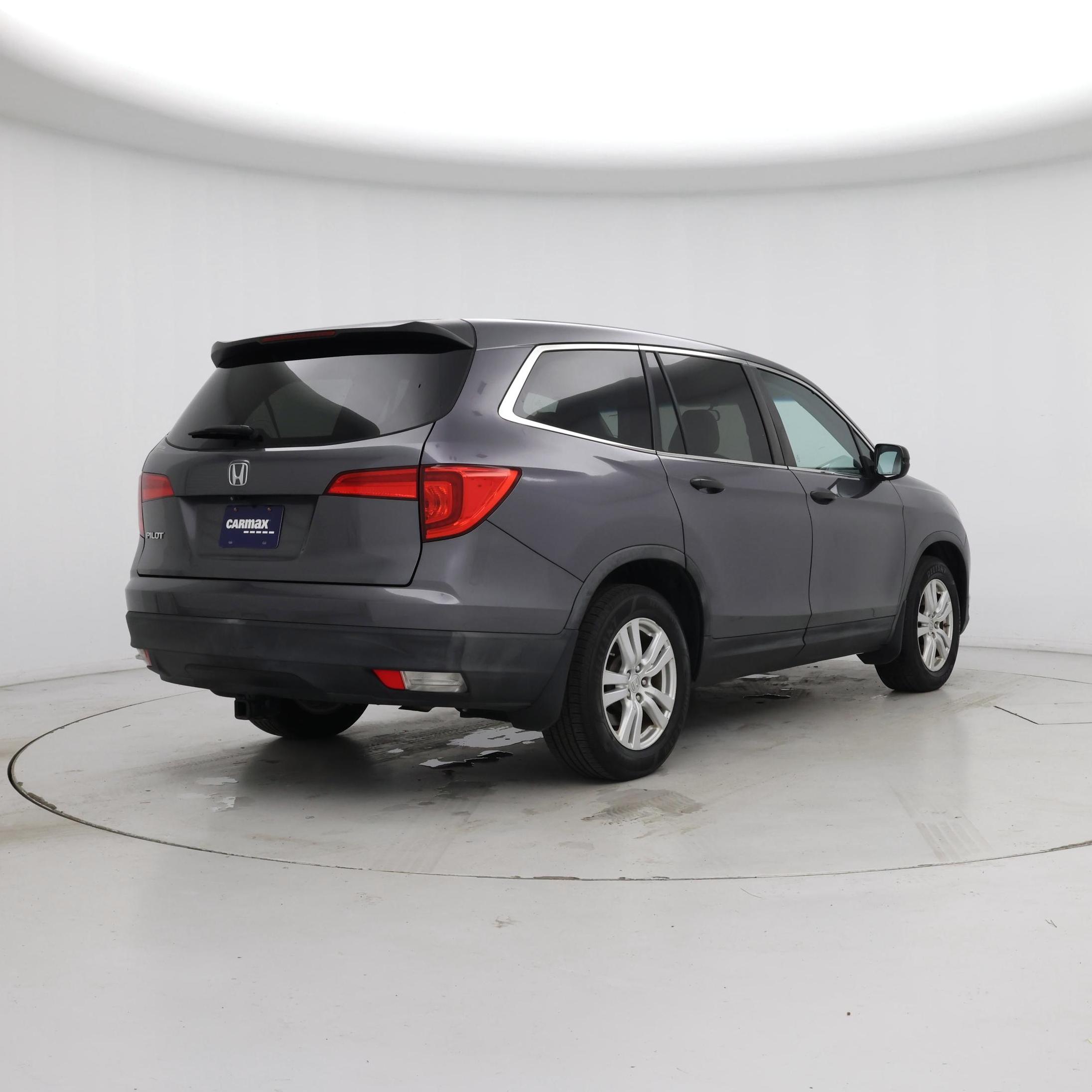 Thumbnail: 2016 Honda Pilot - 8