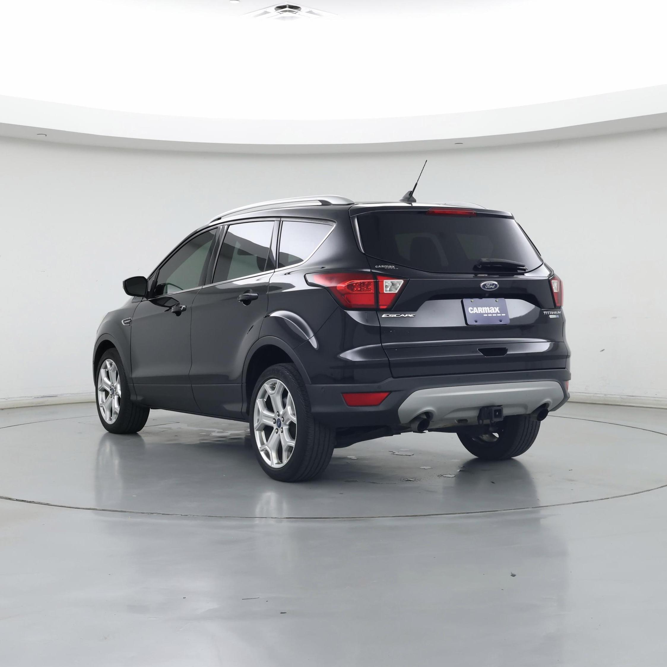 Thumbnail: 2019 Ford Escape - 2