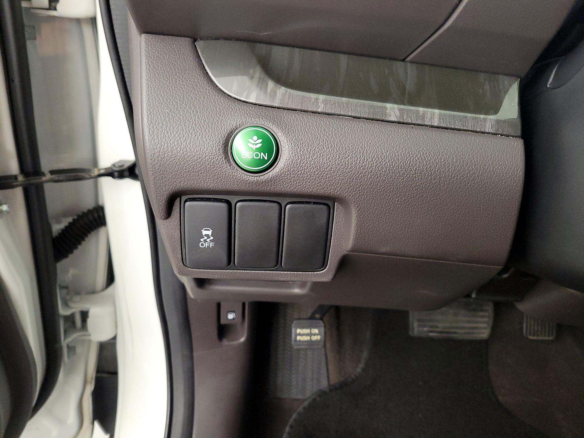Thumbnail: 2013 Honda CR-V - 13