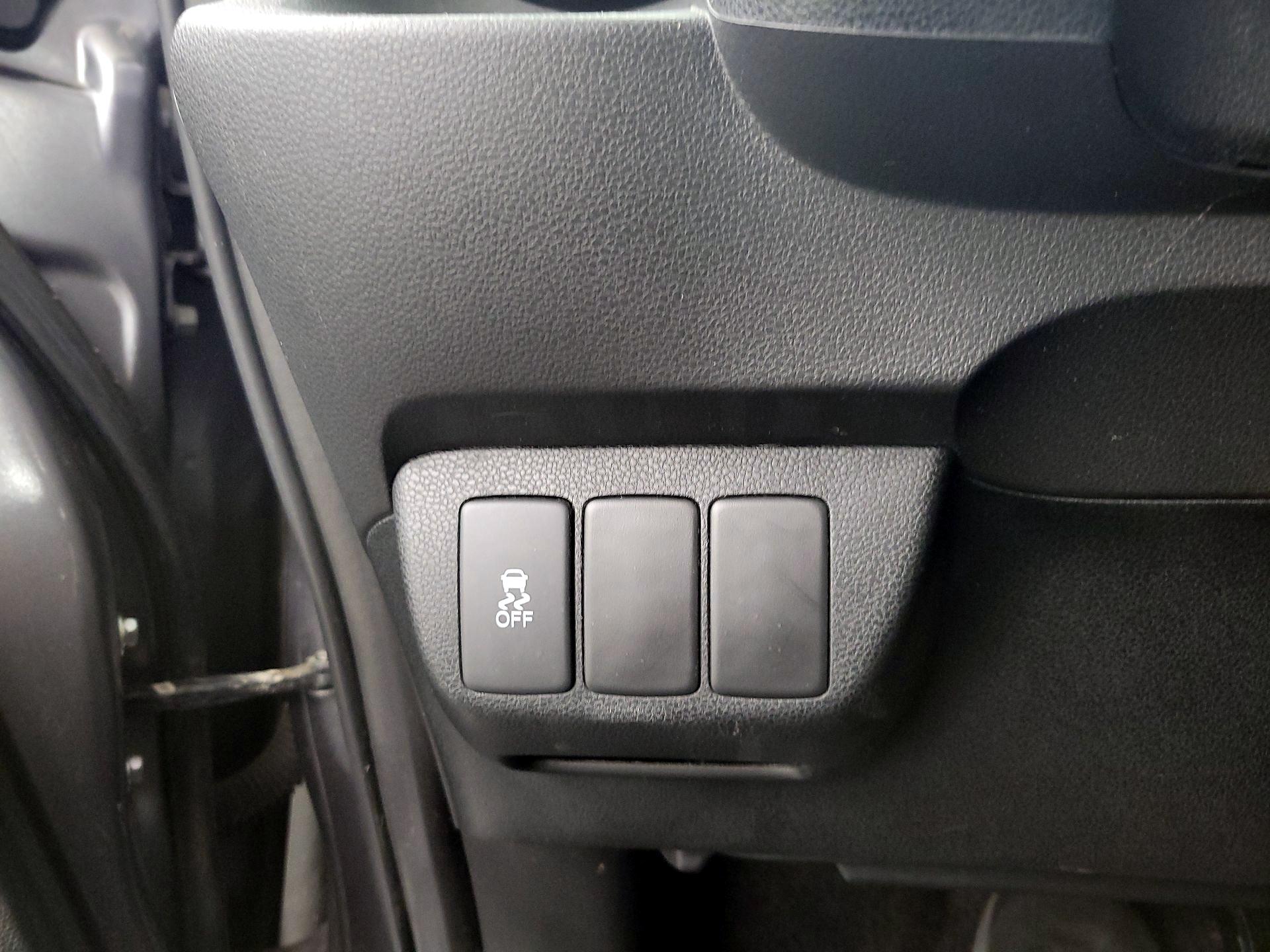 Thumbnail: 2013 Honda Fit - 13