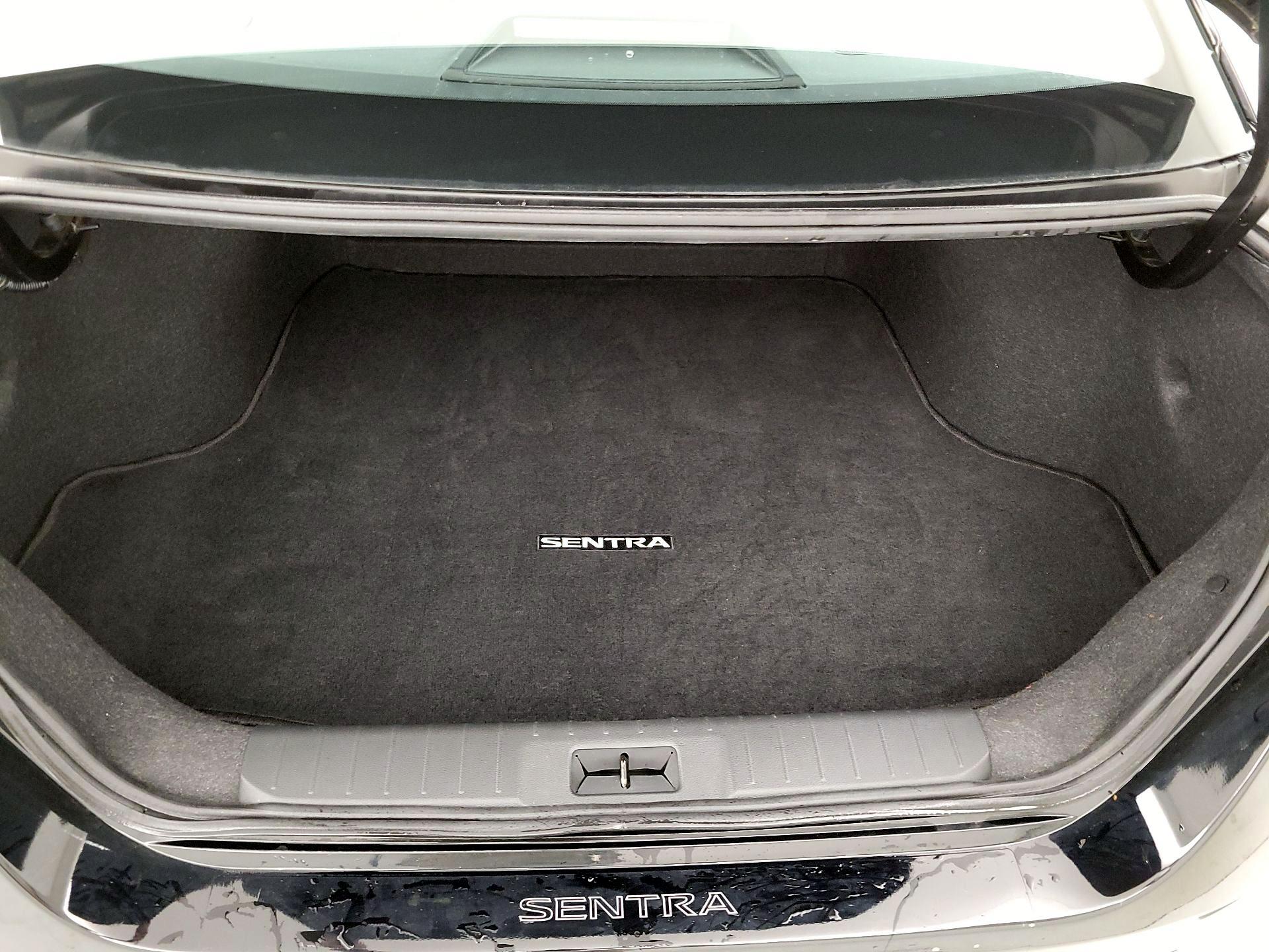 Thumbnail: 2023 Nissan Sentra - 16