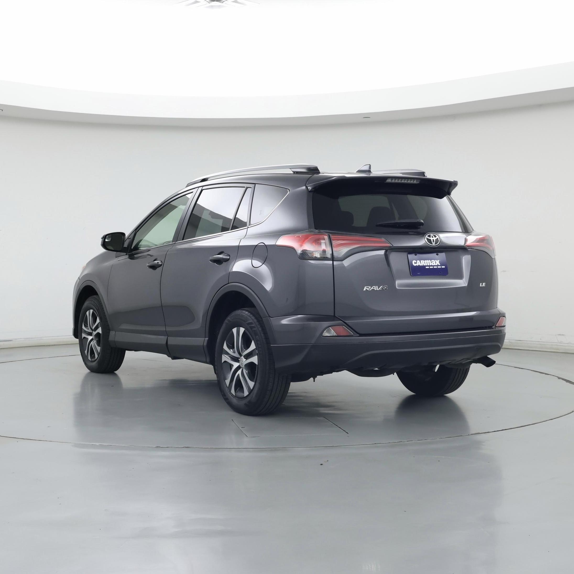 Thumbnail: 2017 Toyota RAV4 - 2