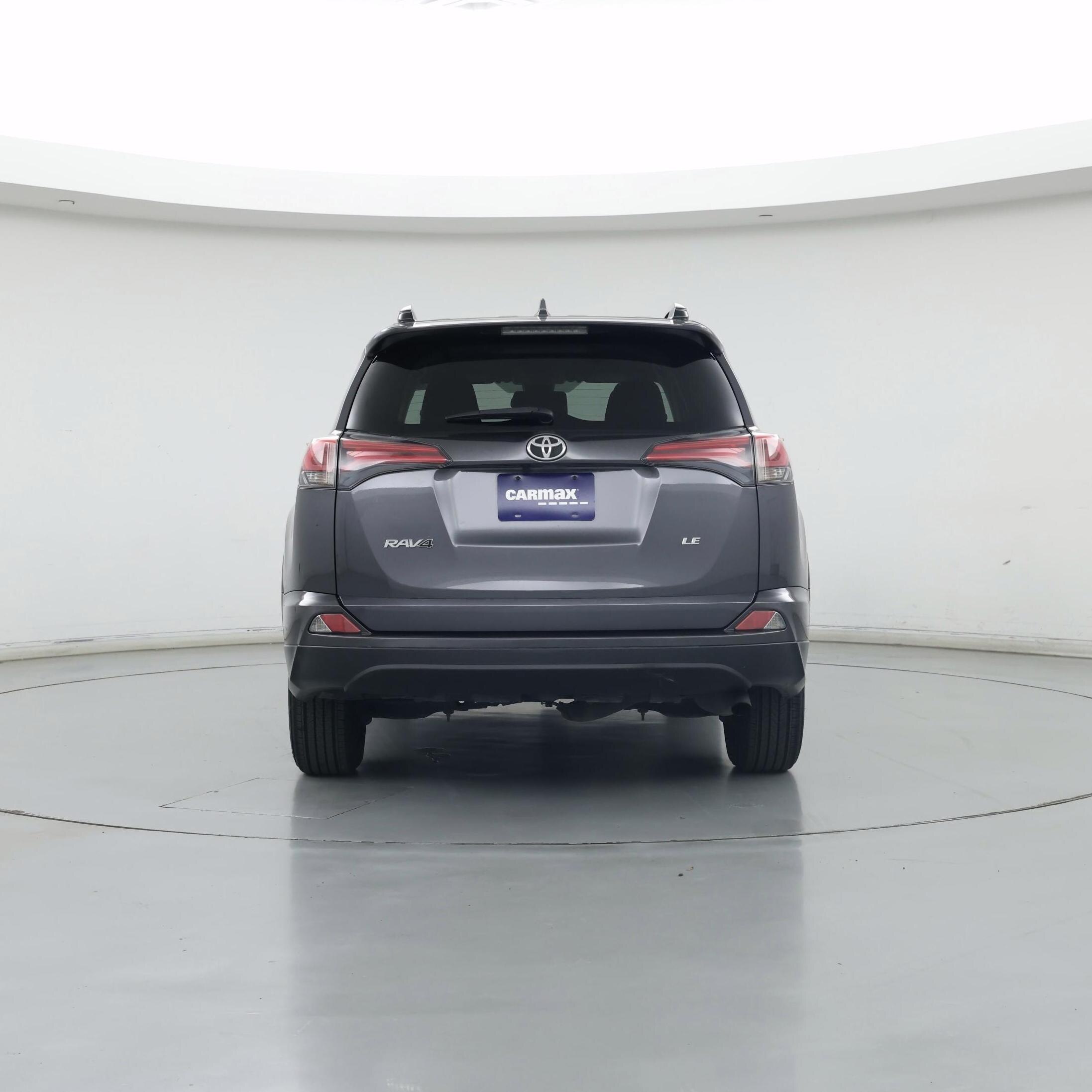 Thumbnail: 2017 Toyota RAV4 - 6