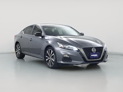Gray 2019 Nissan Altima SR
