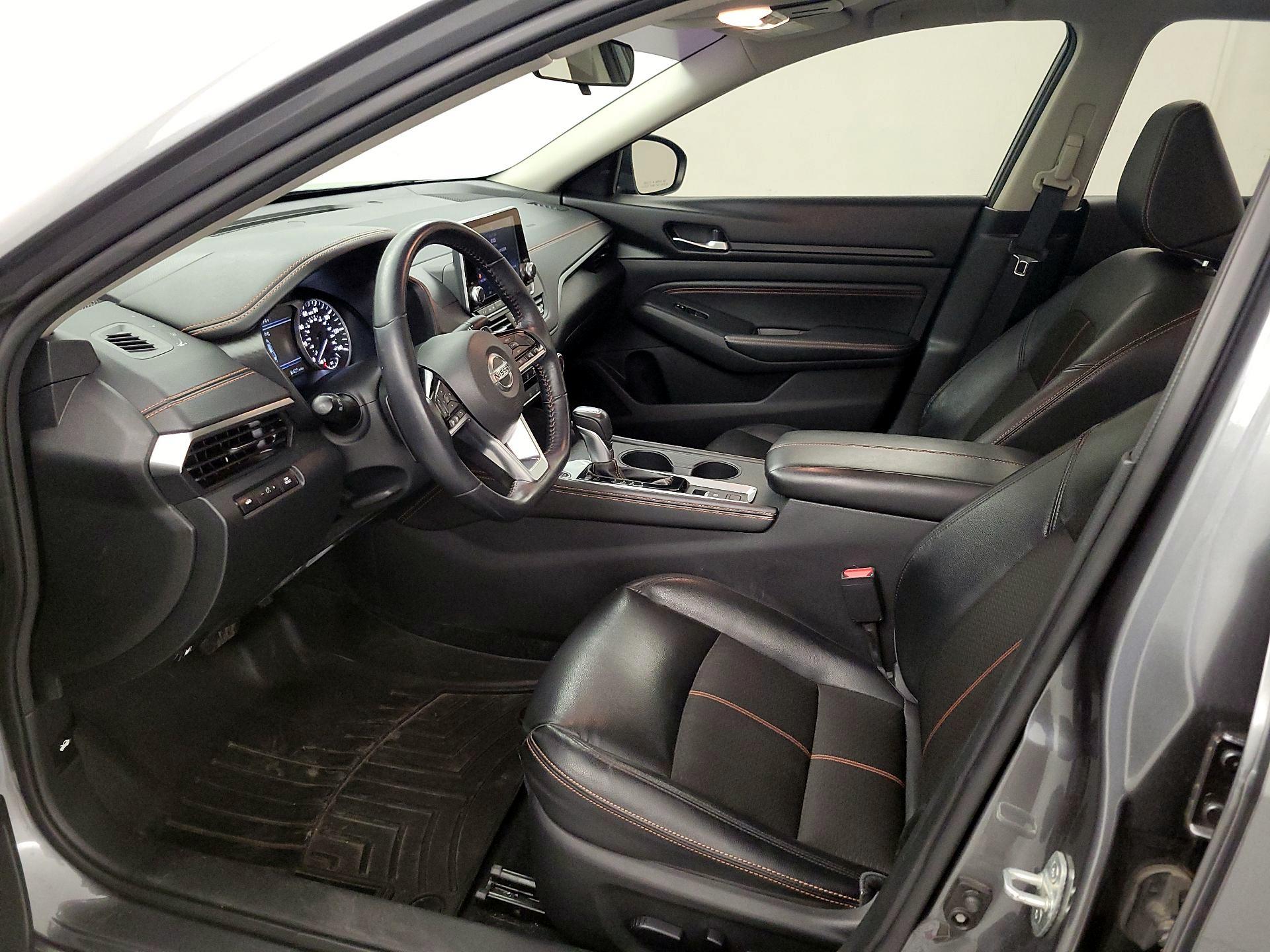 Thumbnail: 2019 Nissan Altima - 11