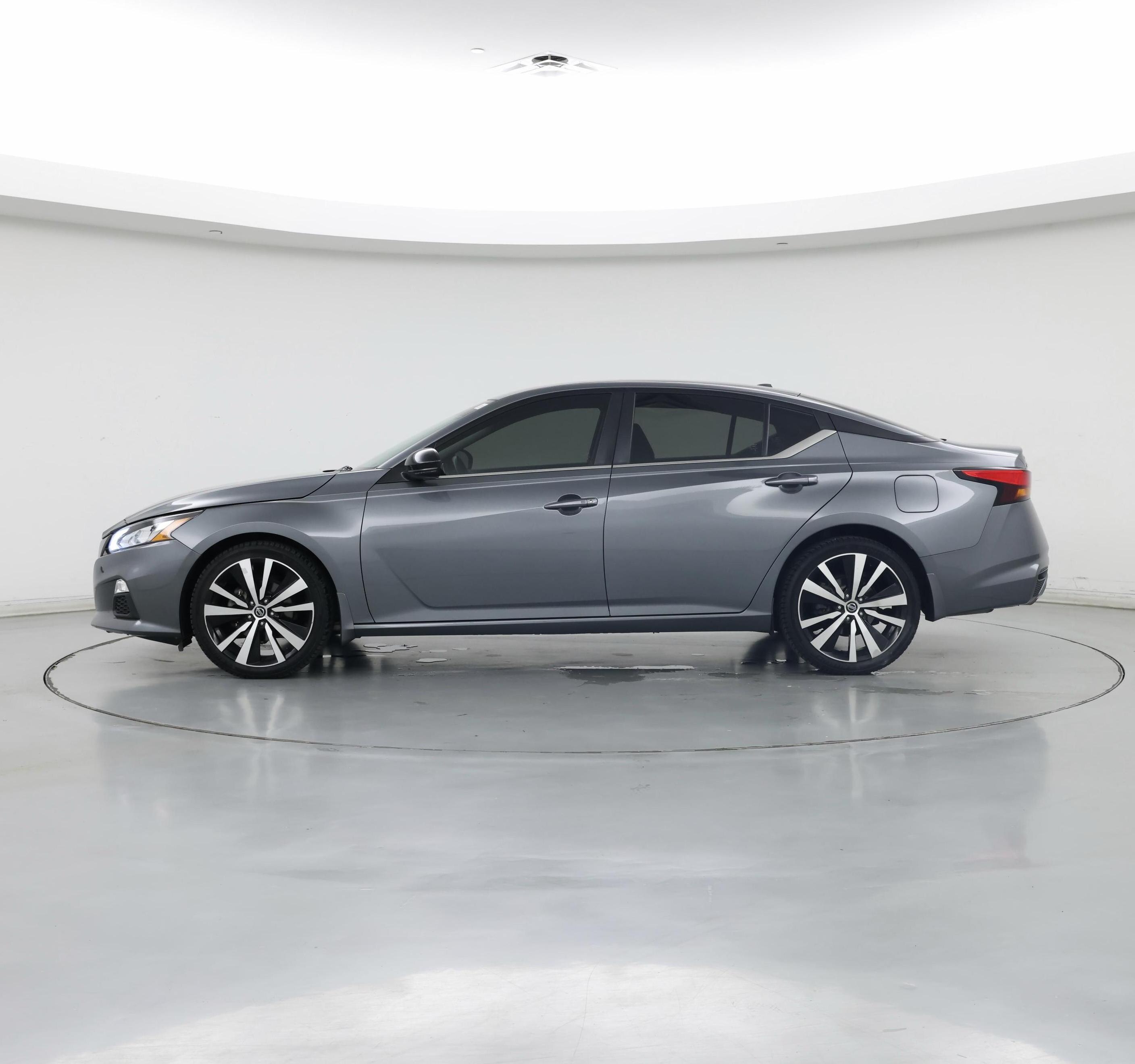 Thumbnail: 2019 Nissan Altima - 3