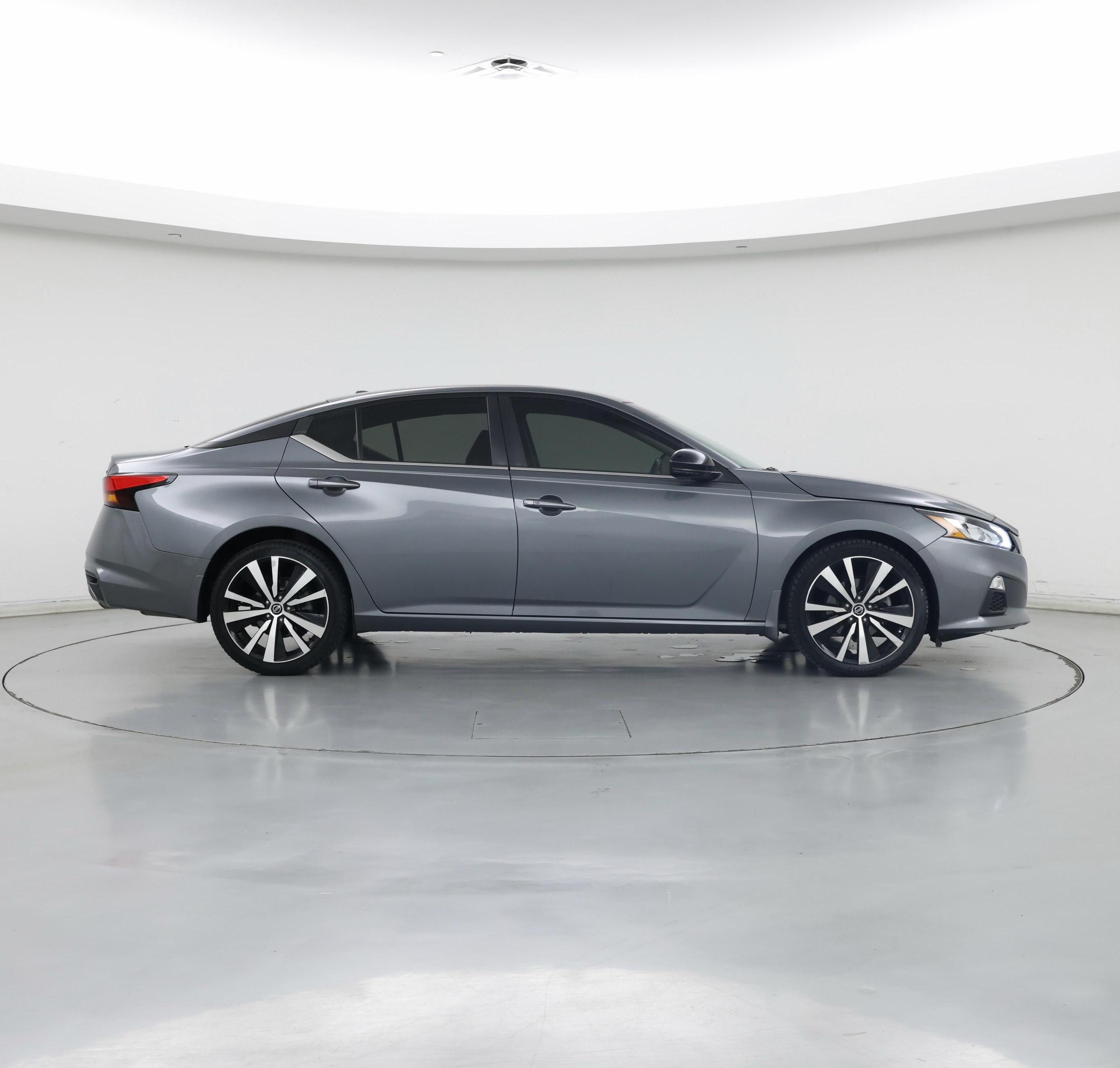 Thumbnail: 2019 Nissan Altima - 7