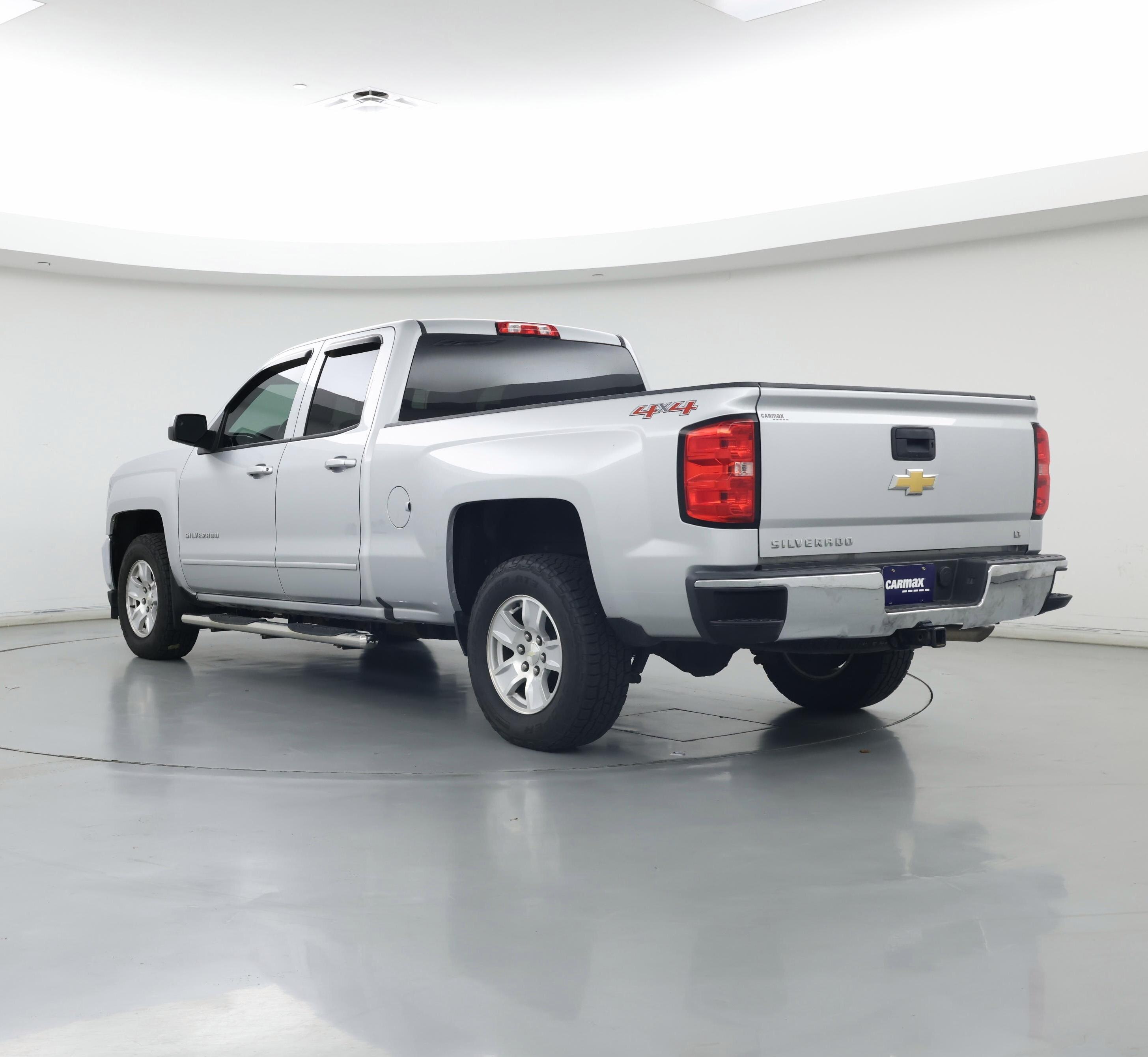 Thumbnail: 2017 Chevrolet Silverado 1500 - 2