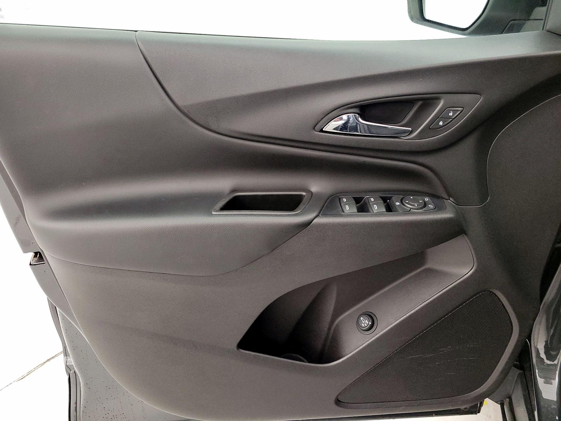 Thumbnail: 2020 Chevrolet Equinox - 12