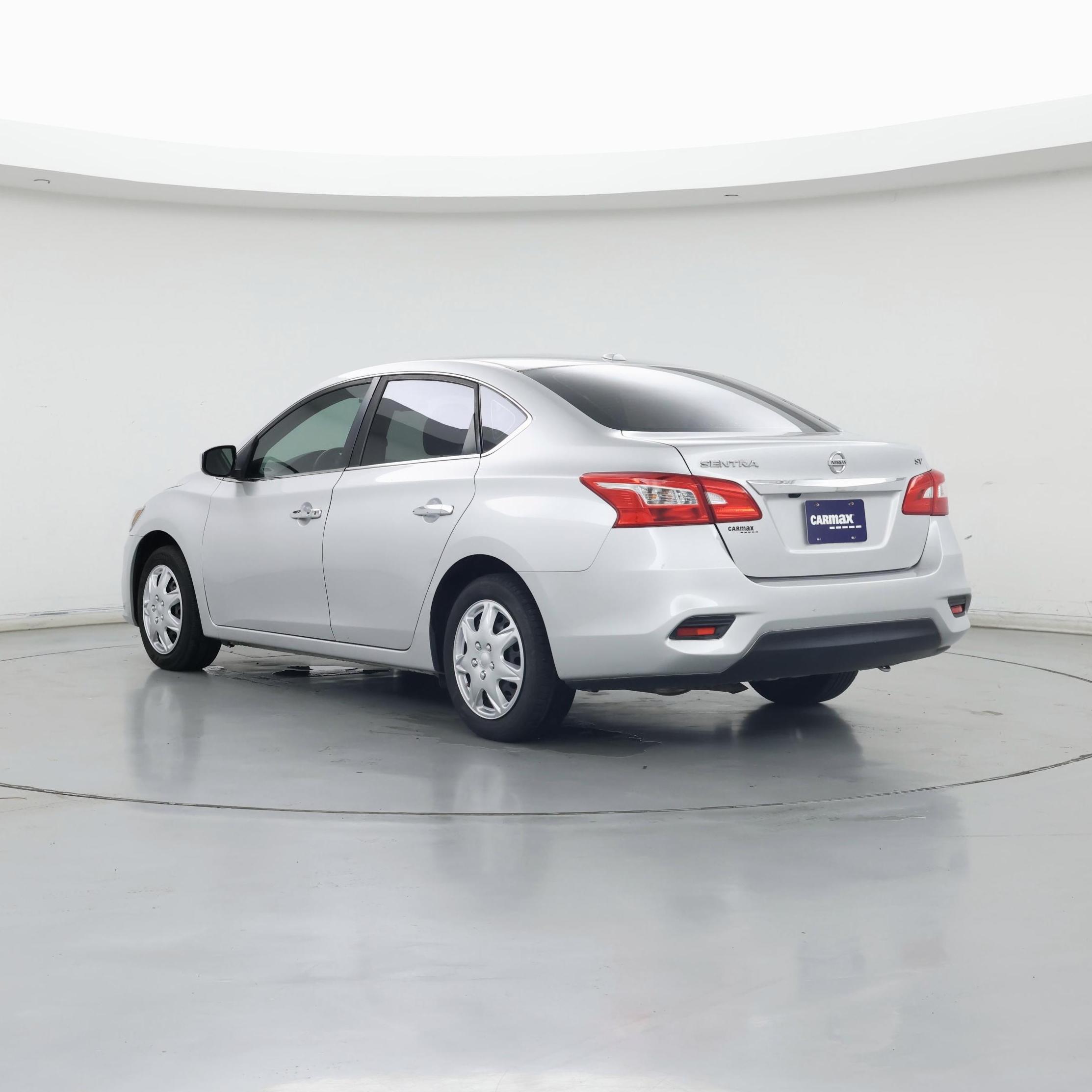 Thumbnail: 2017 Nissan Sentra - 2