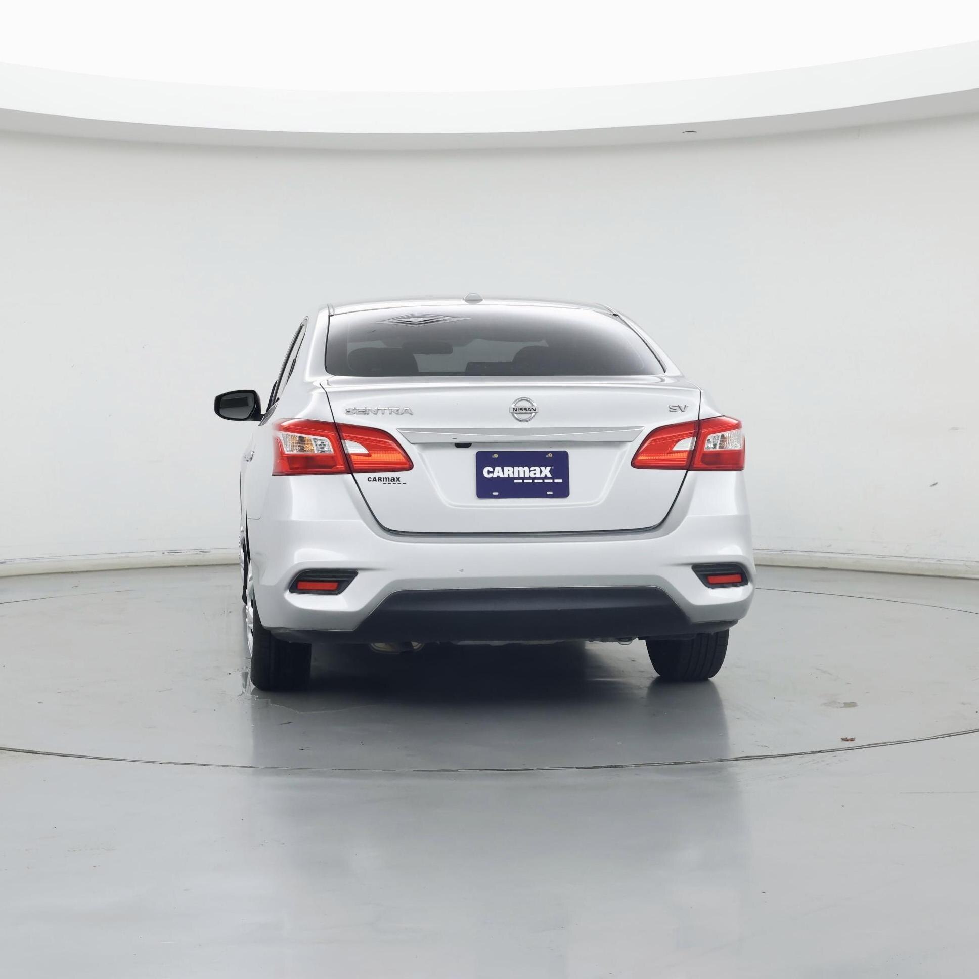Thumbnail: 2017 Nissan Sentra - 6