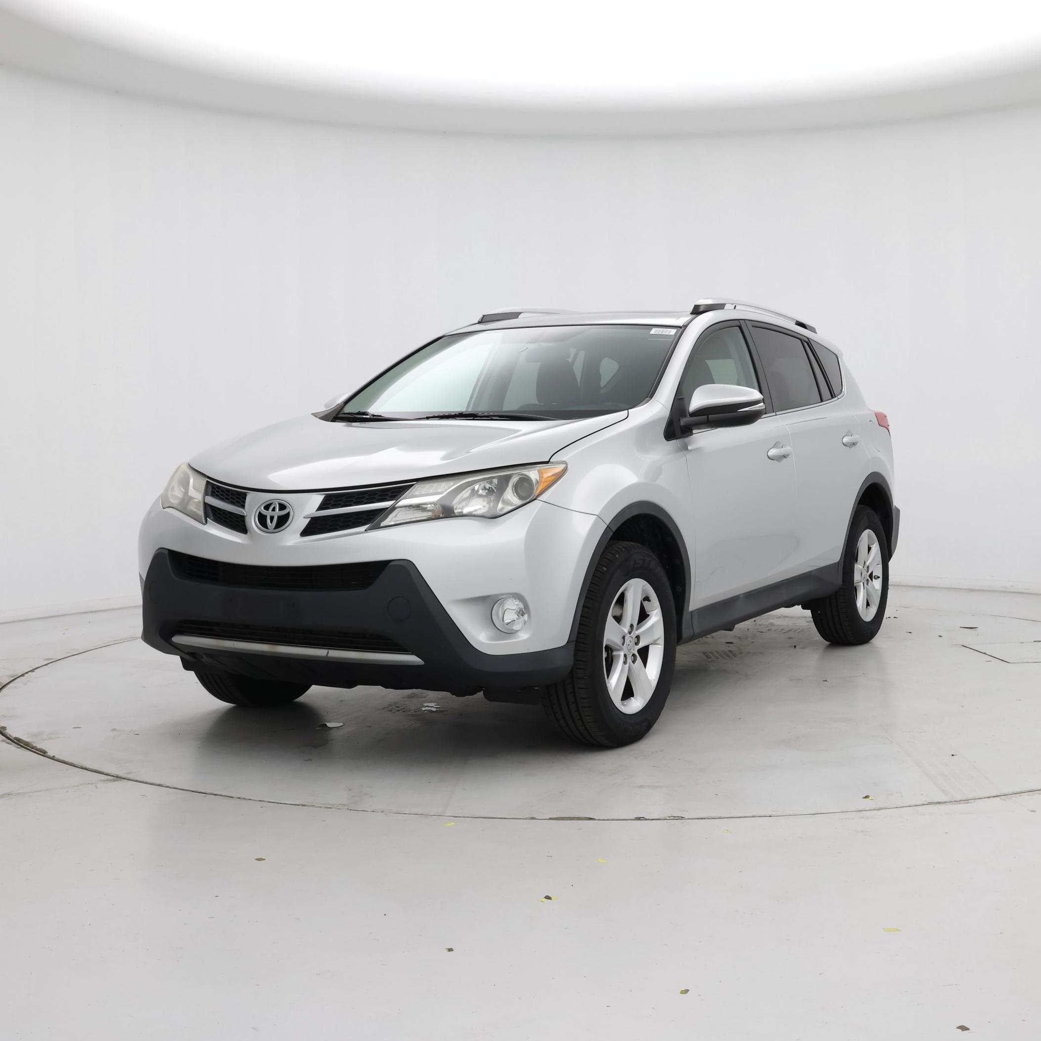 Thumbnail: 2013 Toyota RAV4 - 4