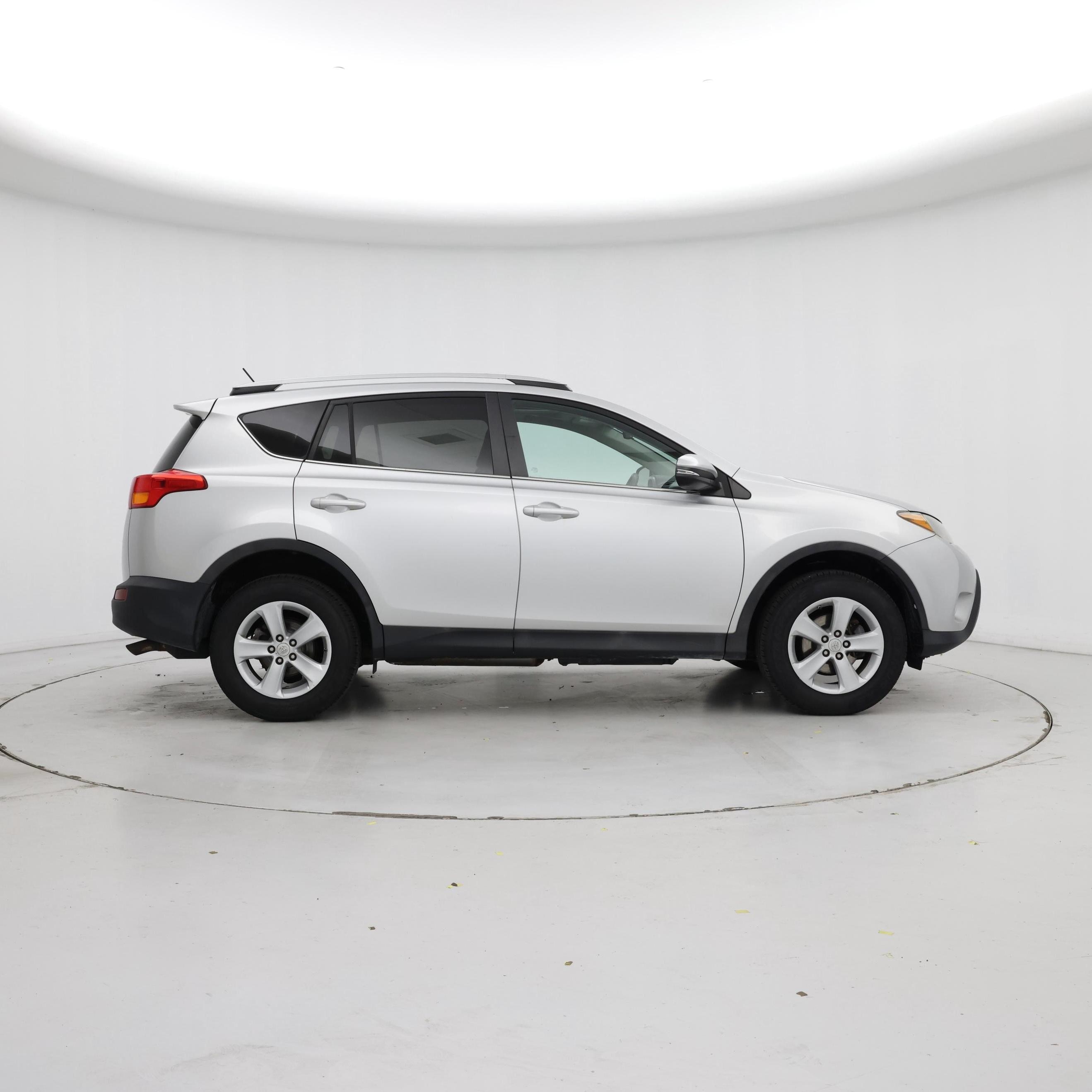 Thumbnail: 2013 Toyota RAV4 - 7