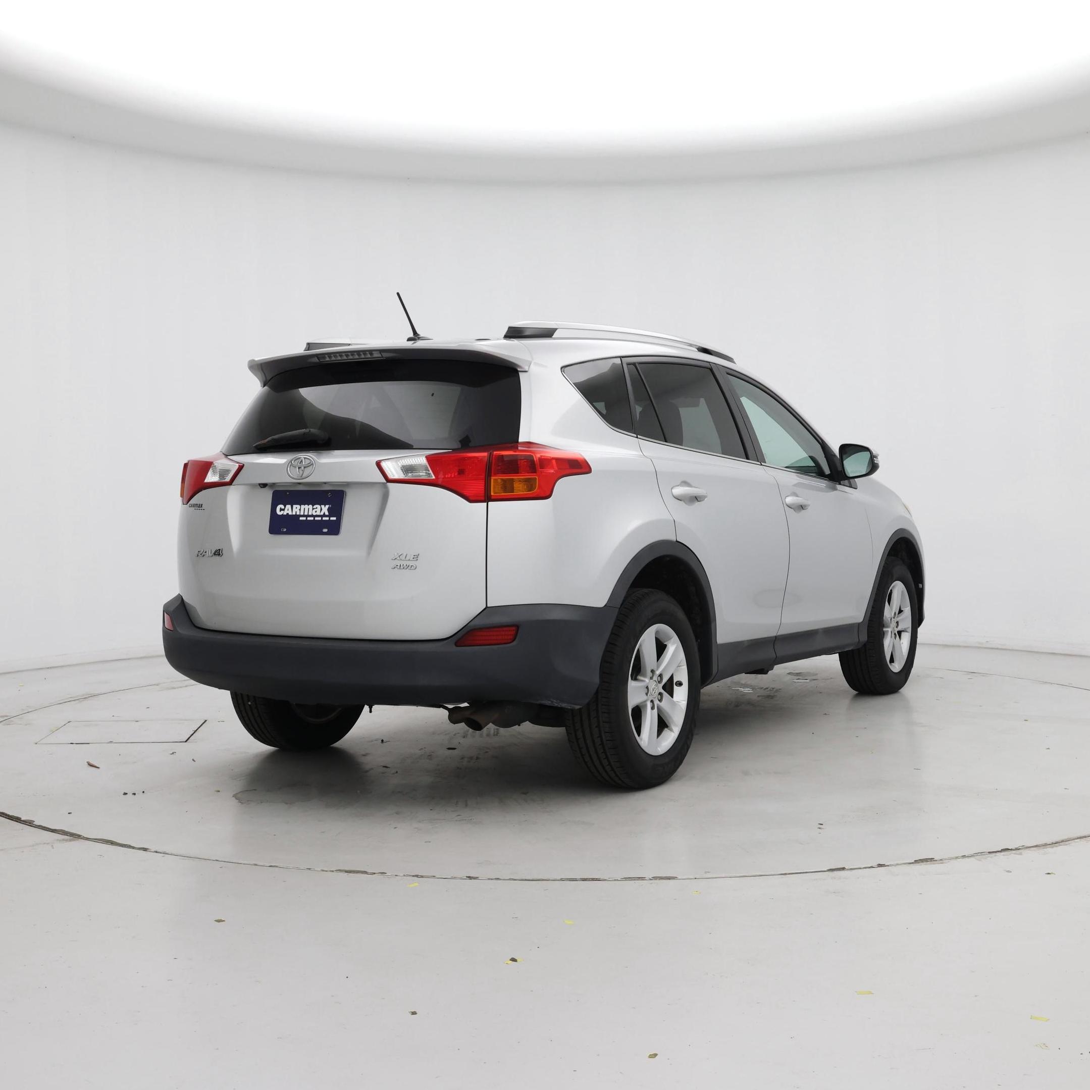 Thumbnail: 2013 Toyota RAV4 - 8
