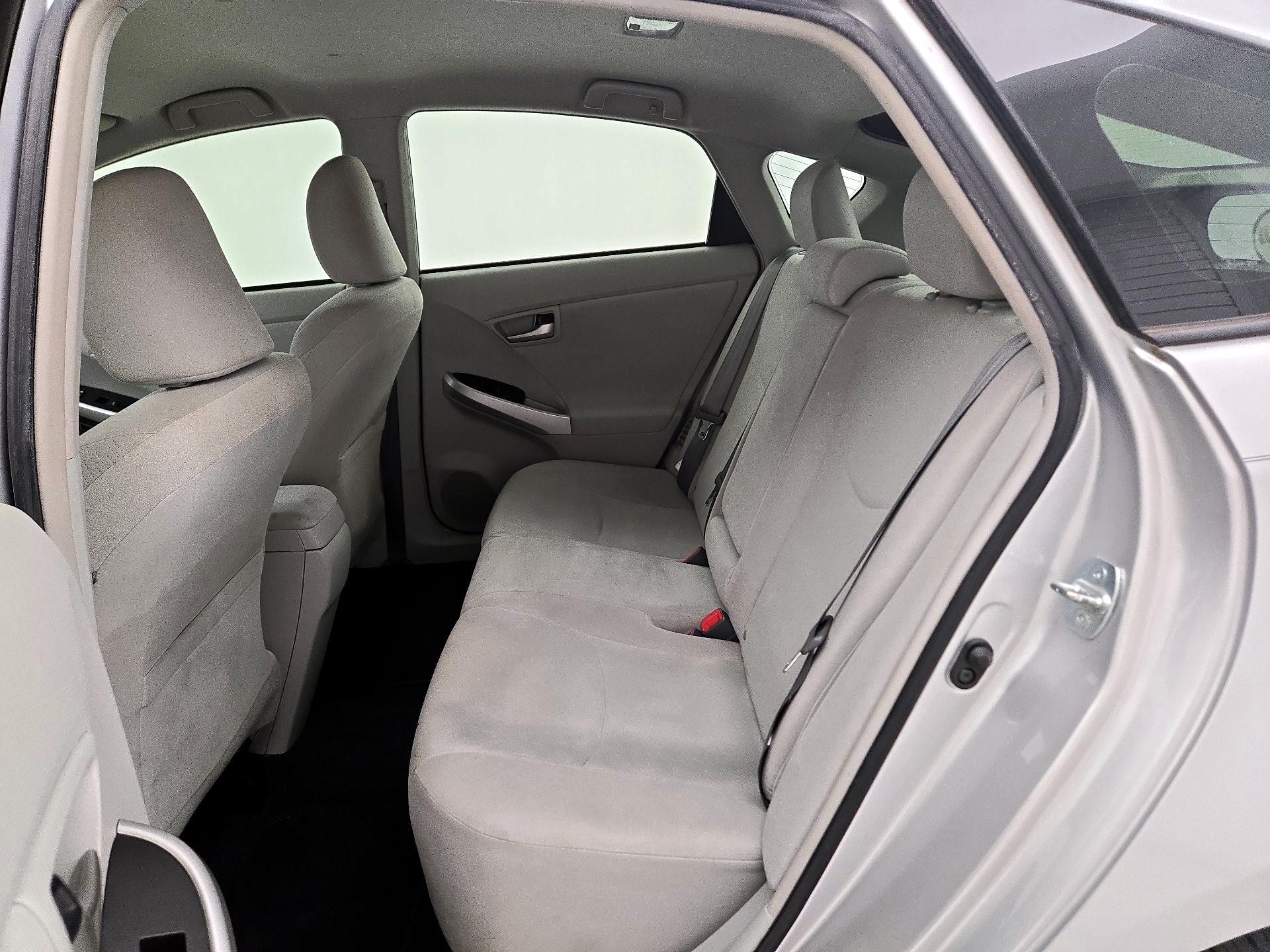 Thumbnail: 2014 Toyota Prius - 17