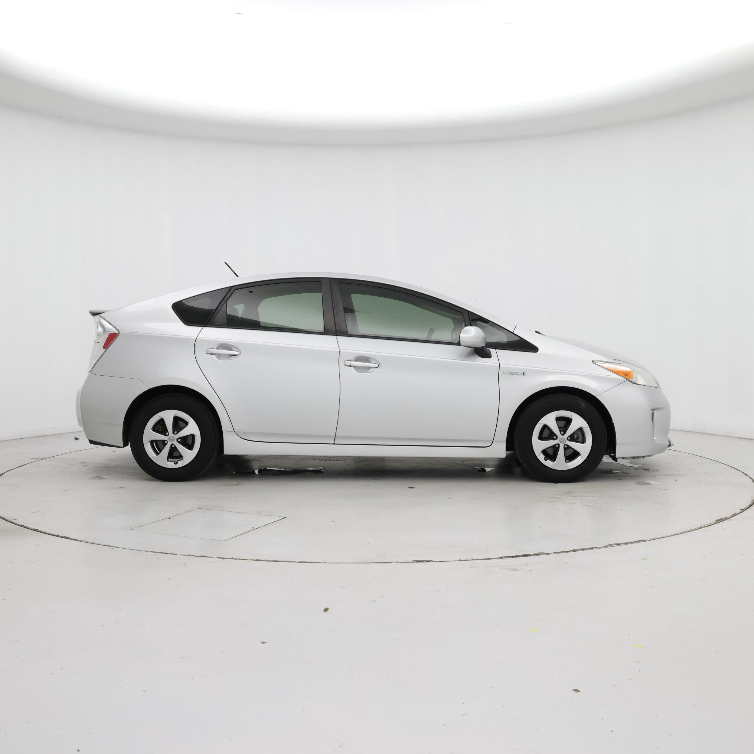 Thumbnail: 2014 Toyota Prius - 7