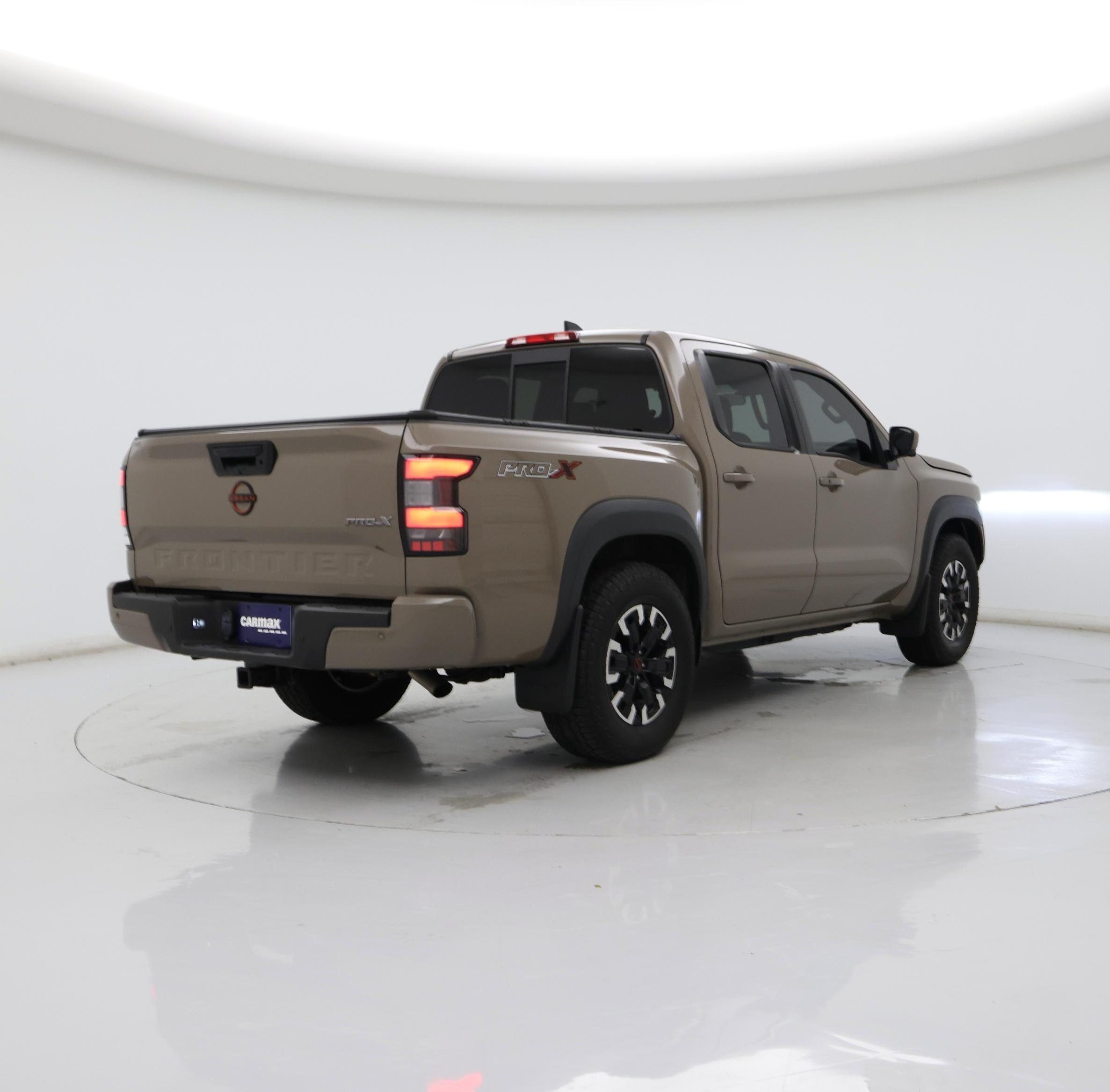 Thumbnail: 2022 Nissan Frontier - 8