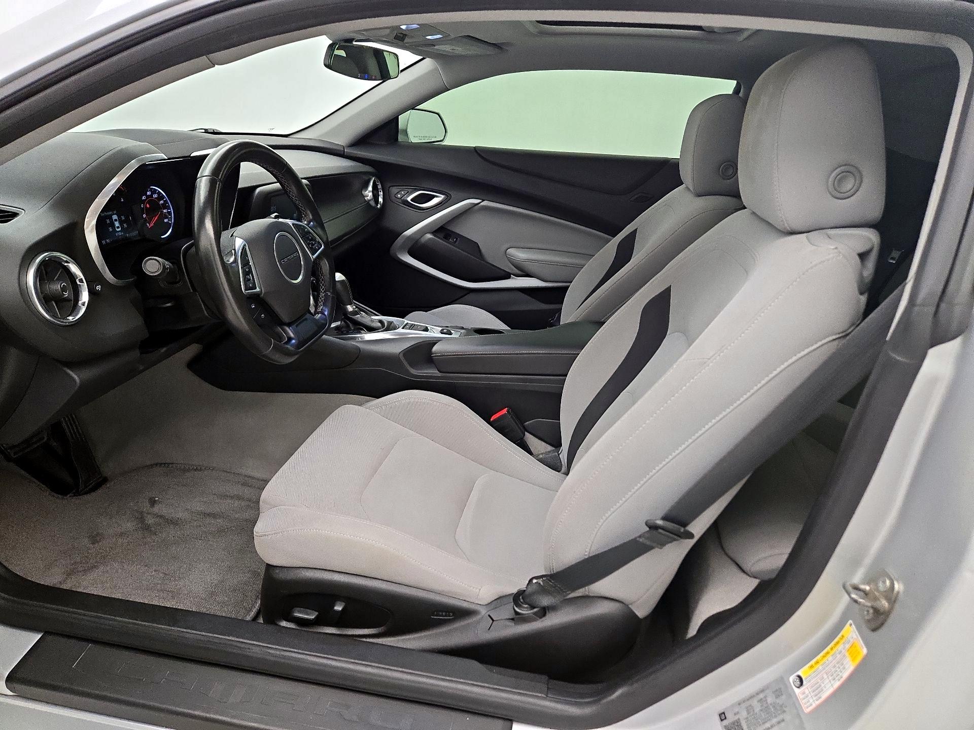 Thumbnail: 2018 Chevrolet Camaro - 11