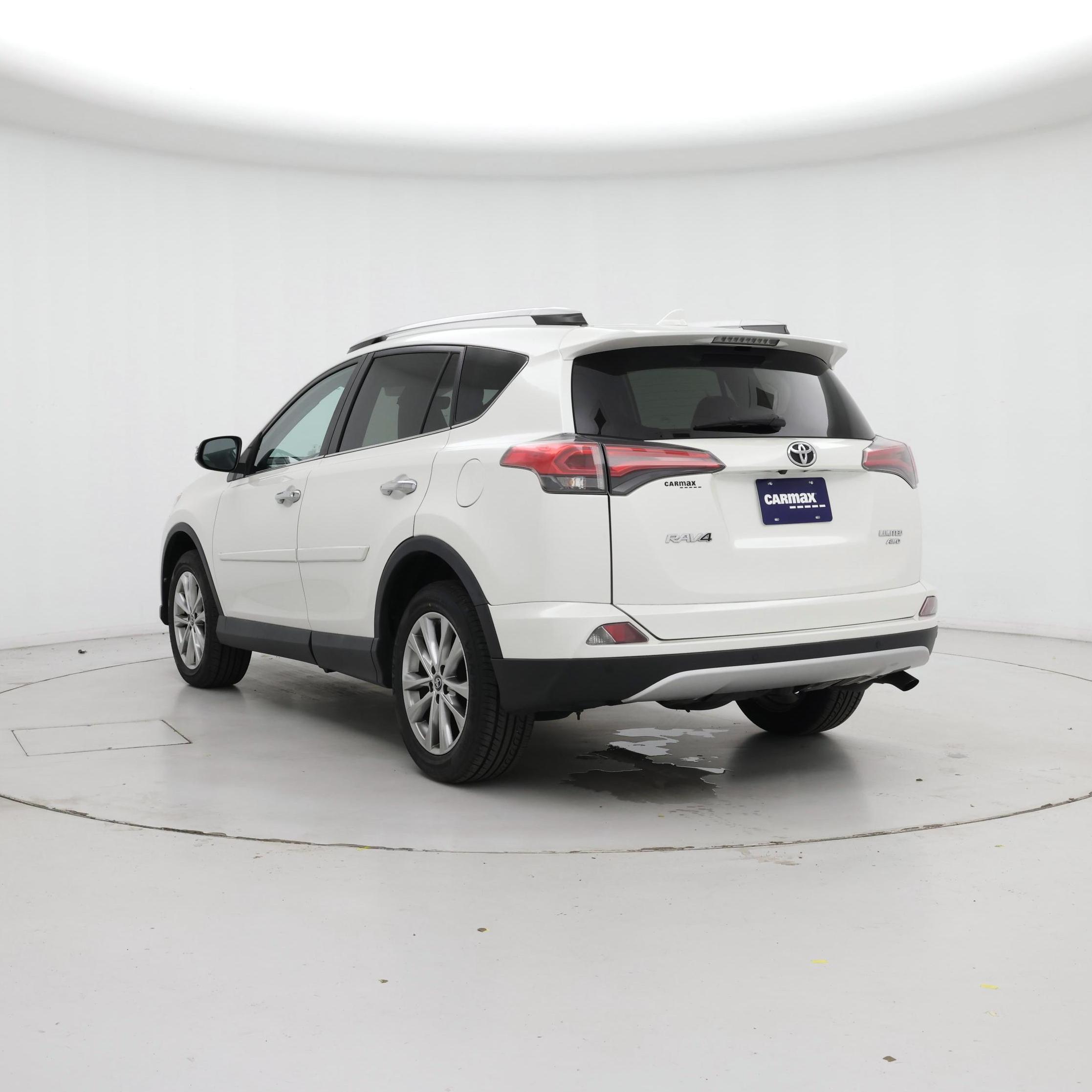Thumbnail: 2016 Toyota RAV4 - 2