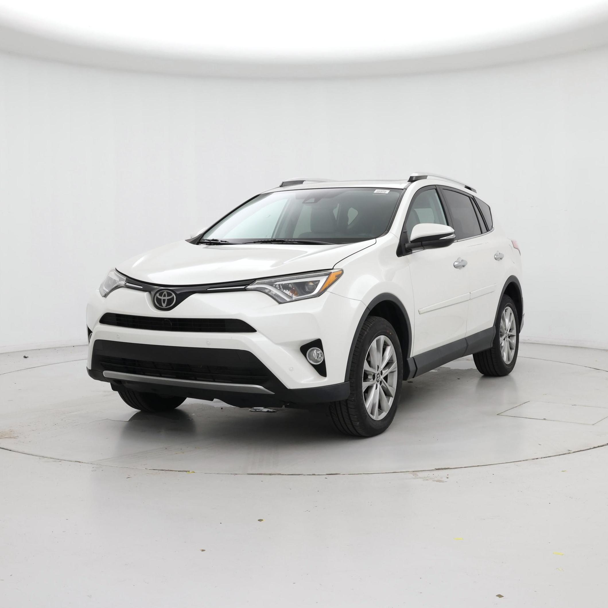 Thumbnail: 2016 Toyota RAV4 - 4